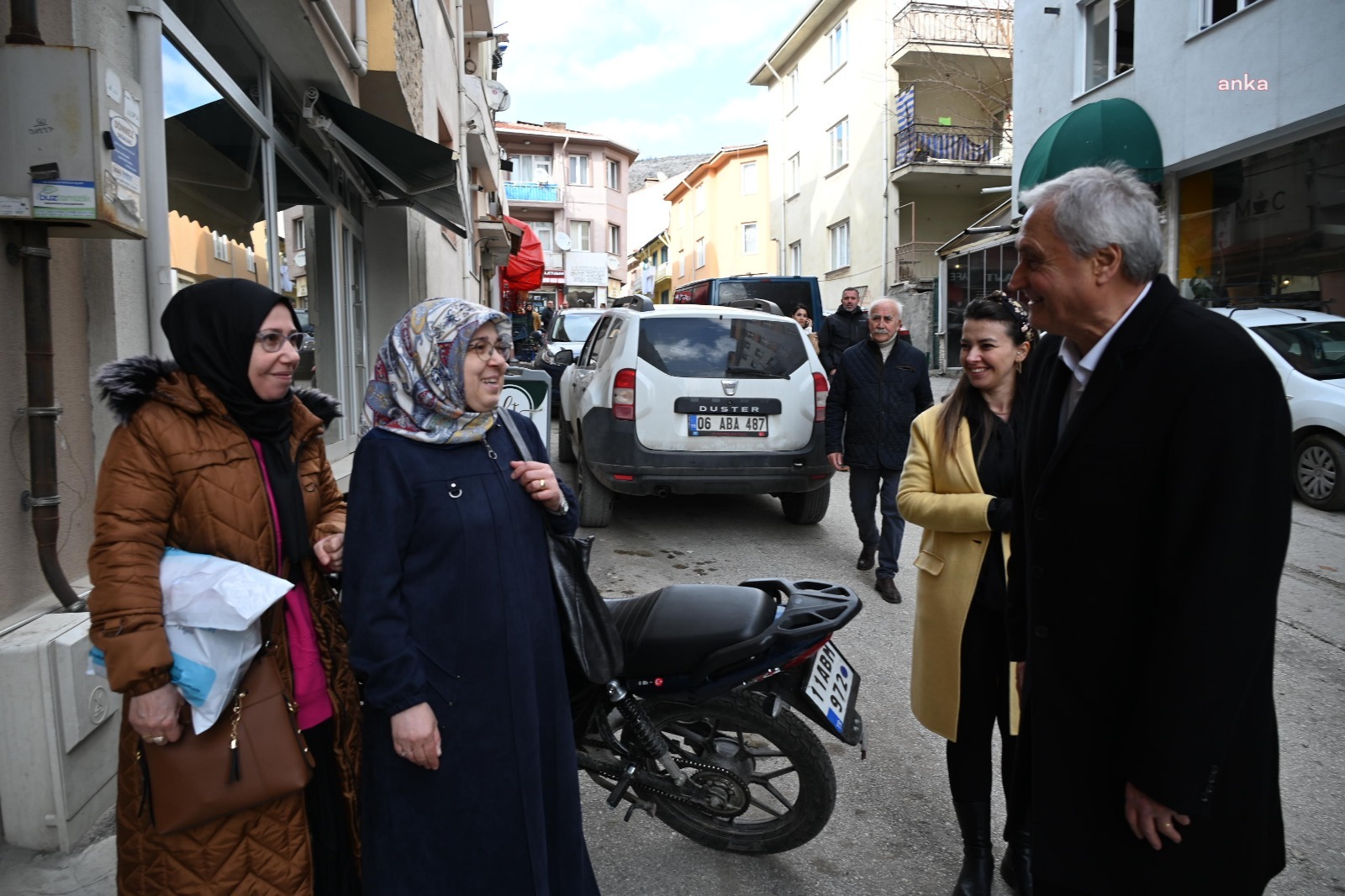 BOZÜYÜK BELEDİYE BAŞKANI BAKKALCIOĞLU, ESNAF ZİYARETLERİNE DEVAM EDİYOR