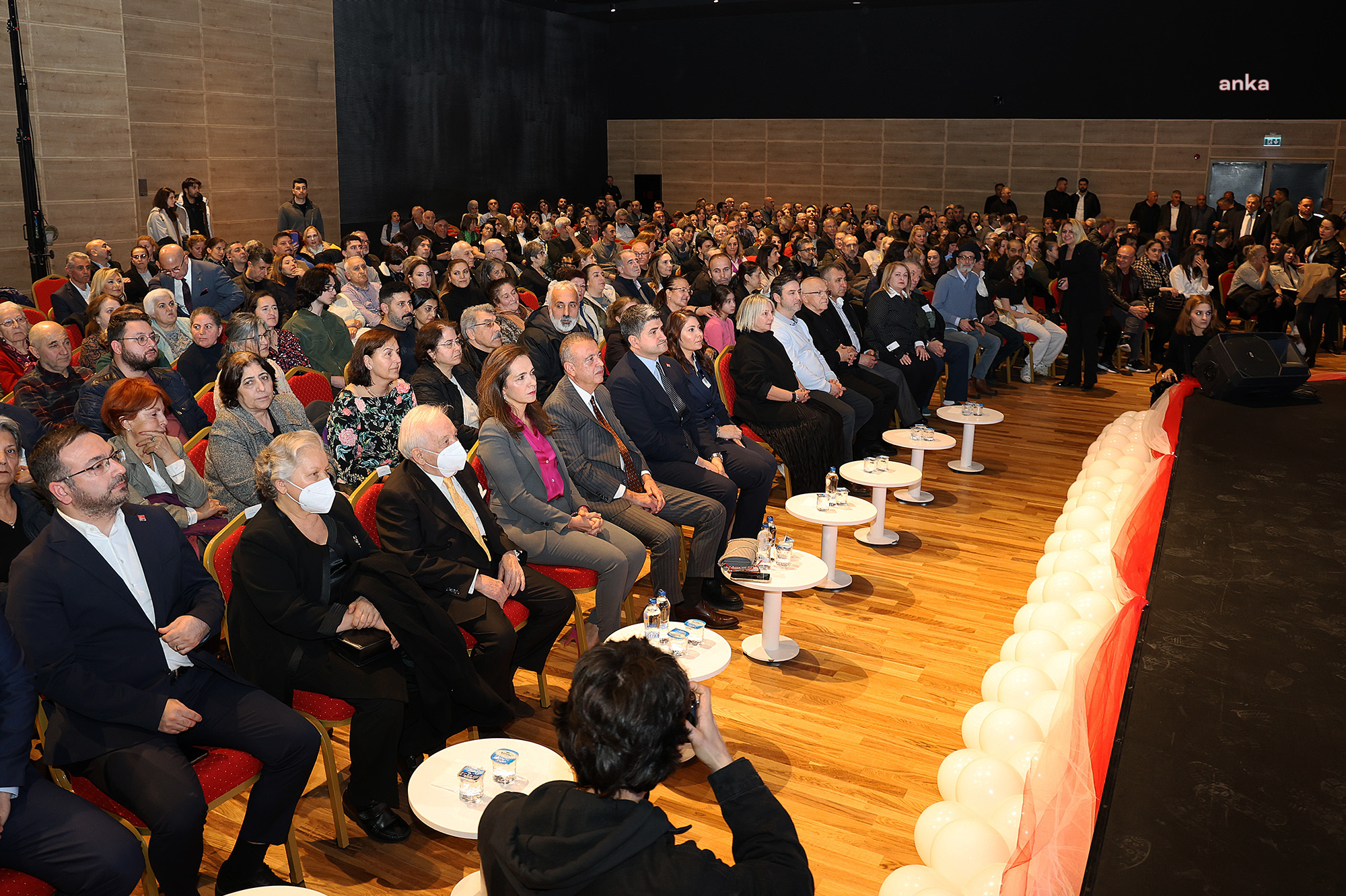 ATAŞEHİR BELEDİYESİ İNAL AYDINOĞLU KÜLTÜR MERKEZİ’NİN RESMİ AÇILIŞI YAPILDI