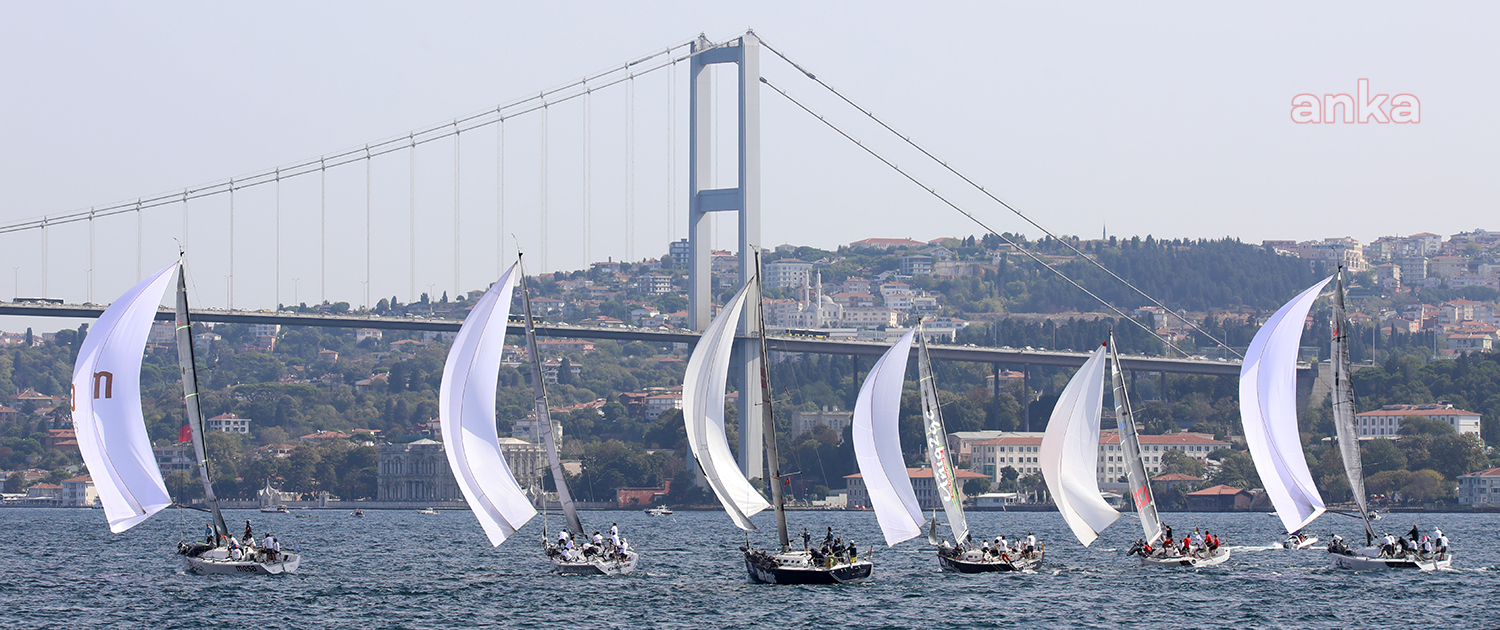 İSTANBUL BOĞAZI YELKENLİLERLE RENKLENDİ