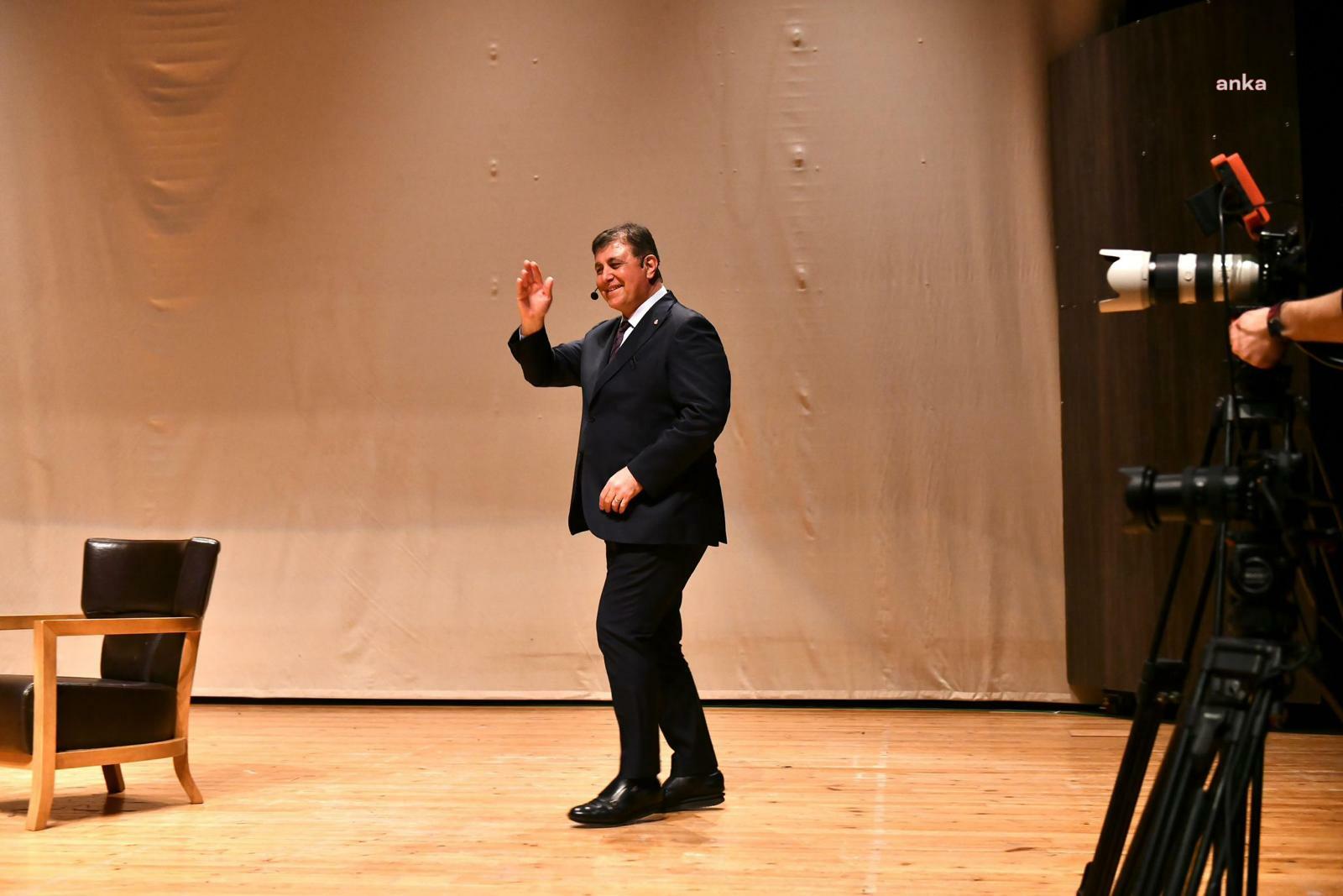TUGAY: "İZMİR'İN YEREL GENÇLİK STRATEJİSİ'Nİ UYGULAYACAĞIMI İLAN EDİYORUM"