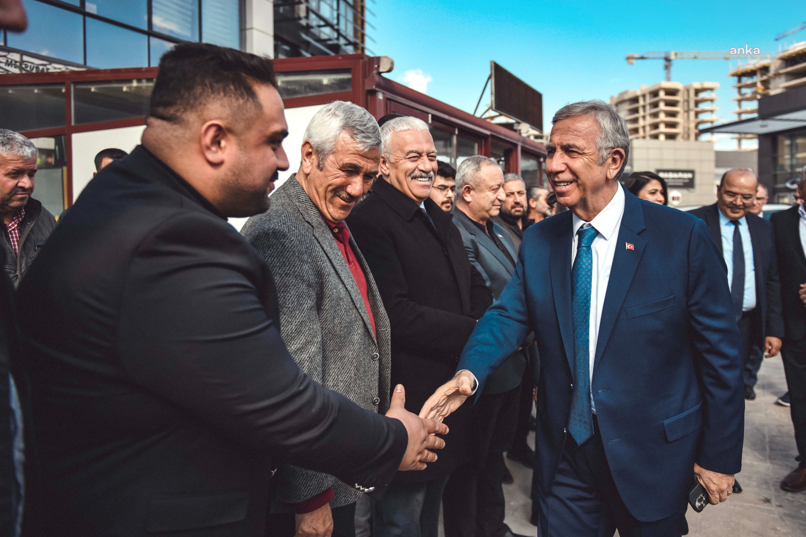 ÖZGÜR ÖZEL: "SEÇİM GÜVENLİĞİNDEN SORUMLU İÇİŞLERİ BAKANI, GELMİŞ İSTANBUL'DA TARAF TUTUYOR" (1)