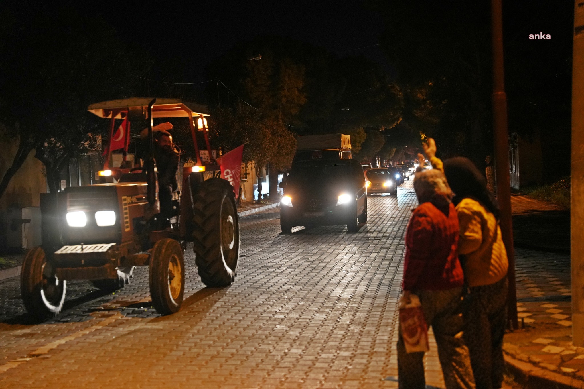 AKHİSAR BELEDİYE BAŞKANI DUTLULU: “BU ŞEHRE DAHA ÇOK HİZMET EDECEĞİZ”