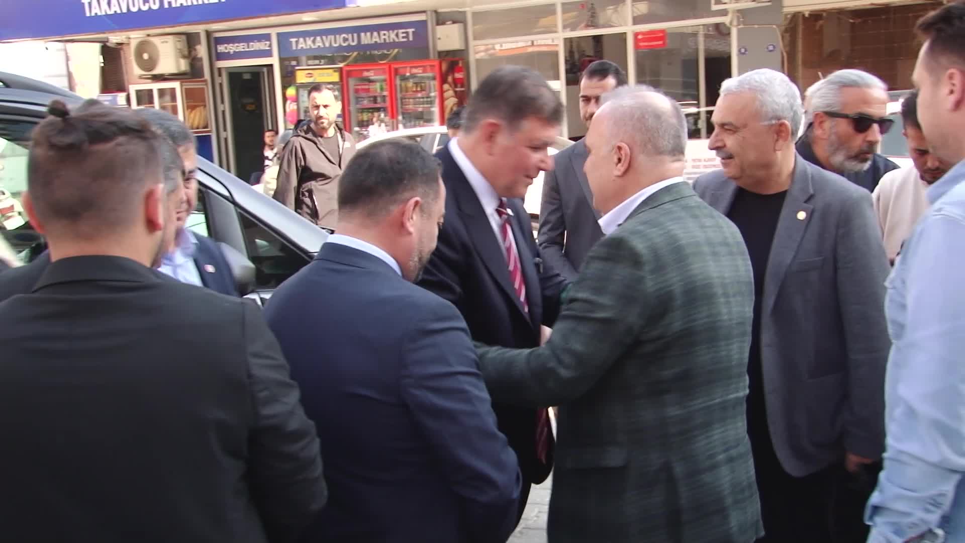 CHP İZMİR BÜYÜKŞEHİR BELEDİYE BAŞKAN ADAYI TUGAY'DAN İZMİR'İN REFAHINI ARTIRMA SÖZÜ