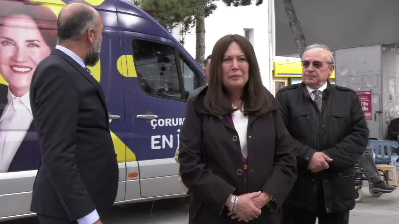 İYİ PARTİLİ ŞENOL SUNAT: "CEKETLERİNİ ASIP SEÇİLDİKLERİNİ BİLİYORLAR VE NETİCEDE HİÇBİR ŞEY YAPMIYORLAR"