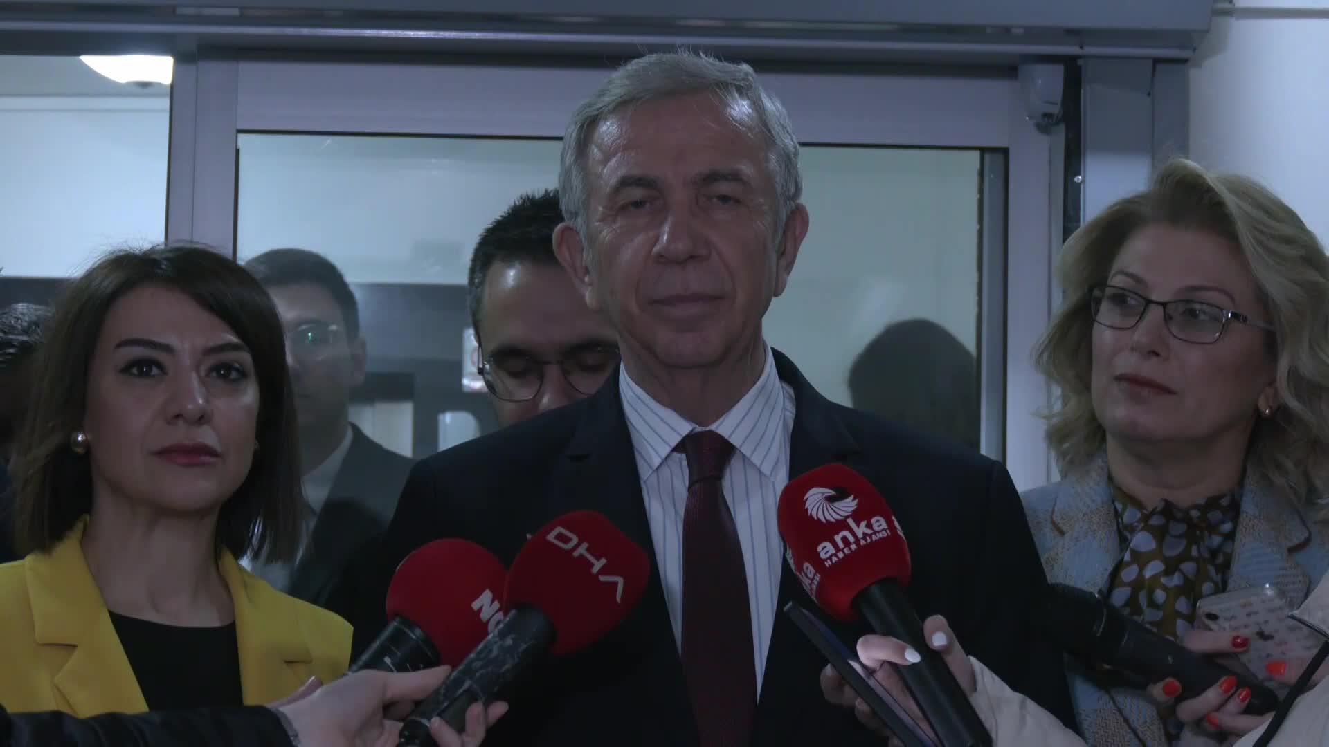 MANSUR YAVAŞ'TAN TURGUT ALTINOK'A: "600 DAİREYİ UNUTMUŞ OLAMAZ. SAKLAMAK İSTEDİ VEYA YALAN SÖYLEDİ. MADEM AÇIKLADINIZ TAM AÇIKLAYIN"