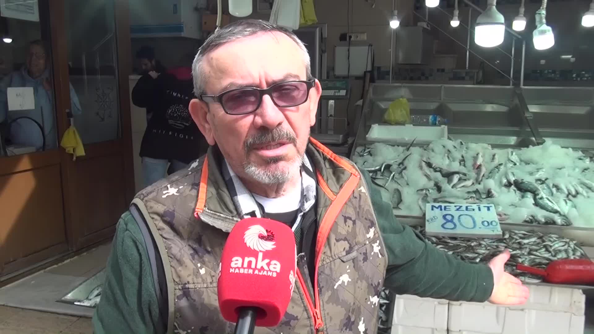 SİNOPLU BALIKÇI GÜNDOĞDU: "İNSANLAR GEÇİM DERDİNE DÜŞMÜŞ. BALIK SATIŞLARINDA BU SENE ÇOK DÜŞÜŞ VAR"