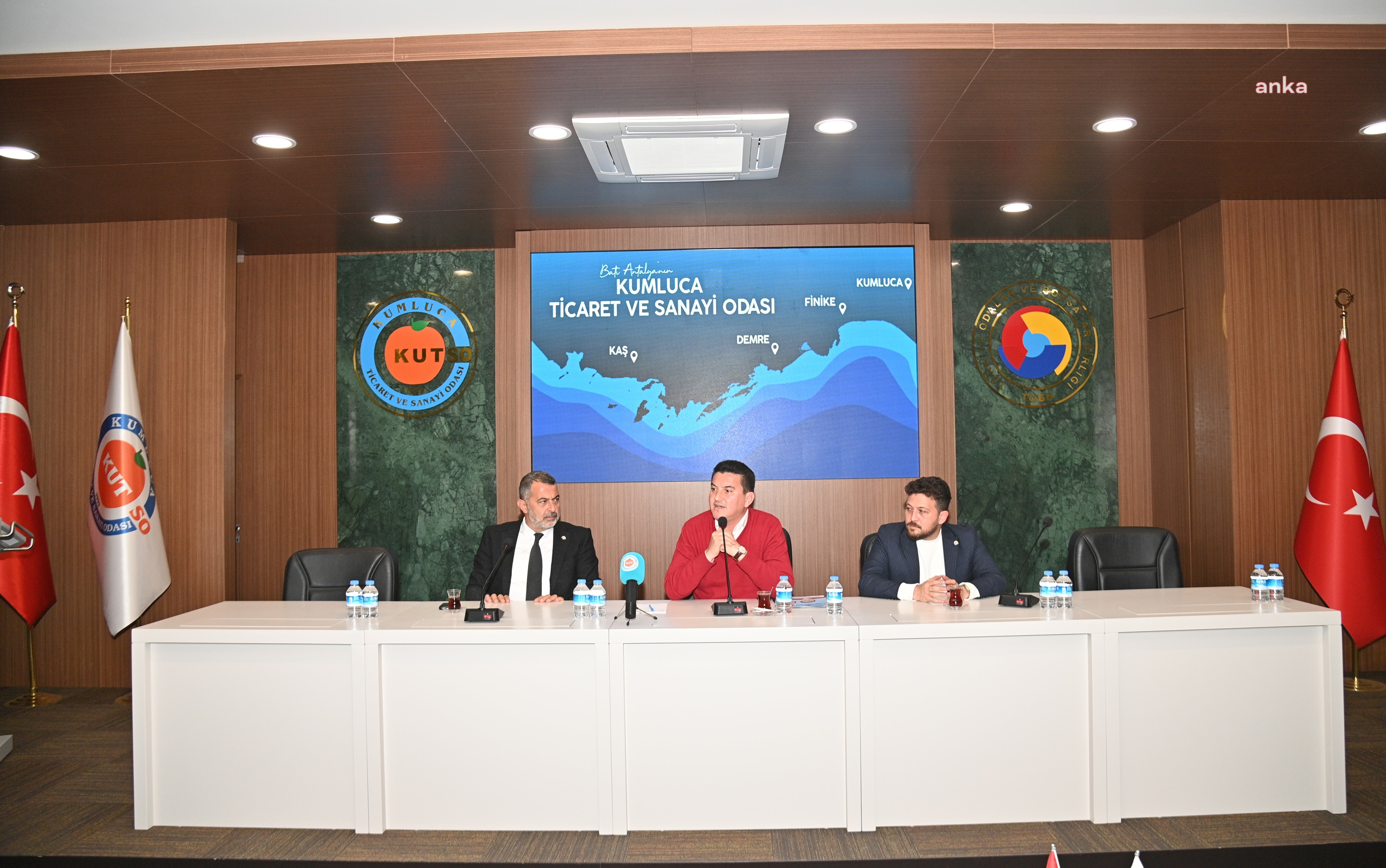 KUMLUCA BELEDİYE BAŞKANI KÖLEOĞLU, KUTSO’DA 36 YENİ PROJESİNİ TANITTI