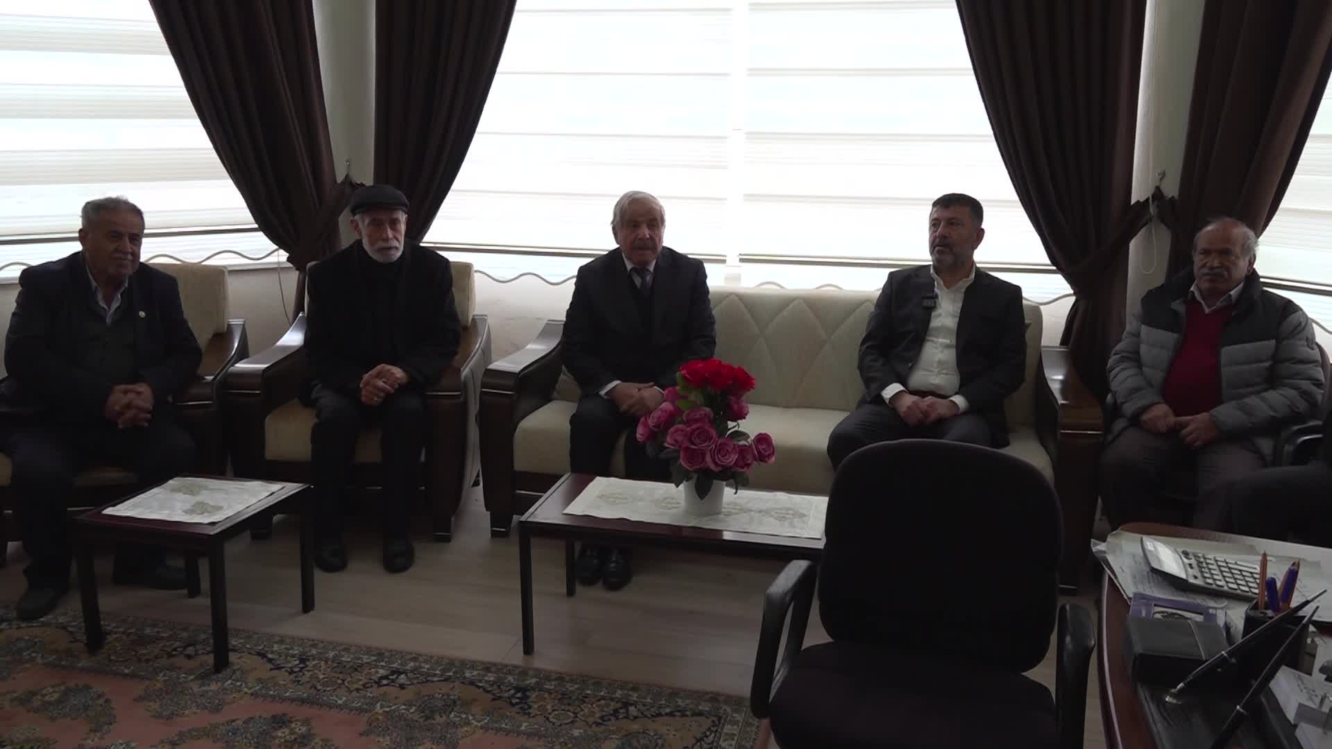 VELİ AĞBABA PROMOSYON ''MÜJDESİNE'' TEPKİ GÖSTERDİ: "EMEKLİ BUNA KANMAZ"