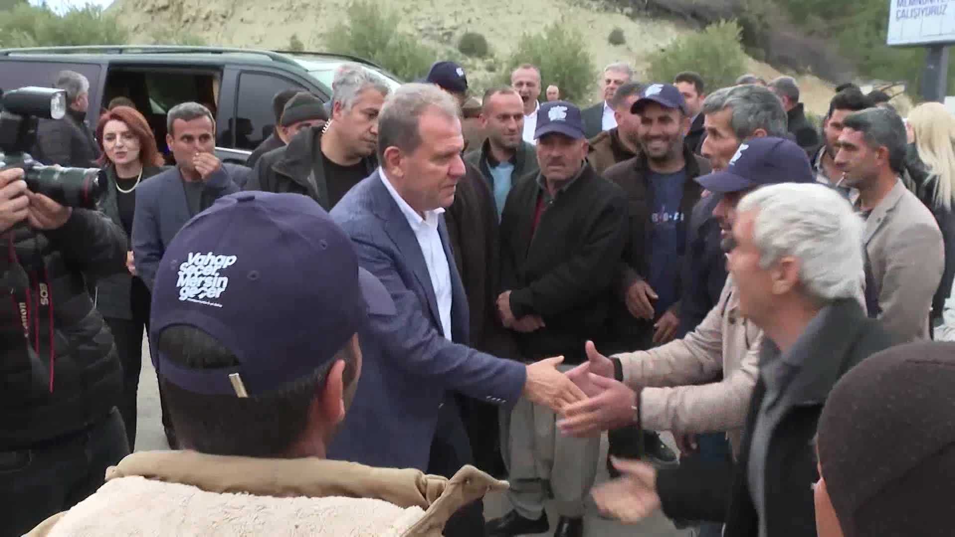 VAHAP SEÇER: “HİZMETLERİMDEN MEMNUN OLAN YURTTAŞLARIMIN OYUNU İSTİYORUM”