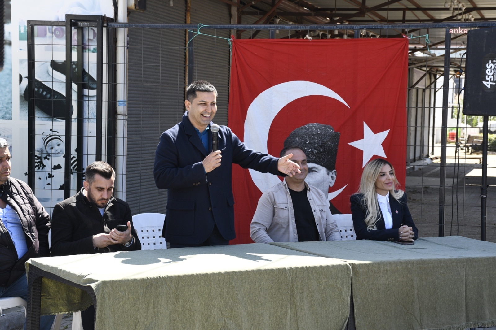 KUŞADASI BELEDİYE BAŞKANI GÜNEL, DAVUTLAR VE GÜZELÇAMLI’DA HALKLA BULUŞTU