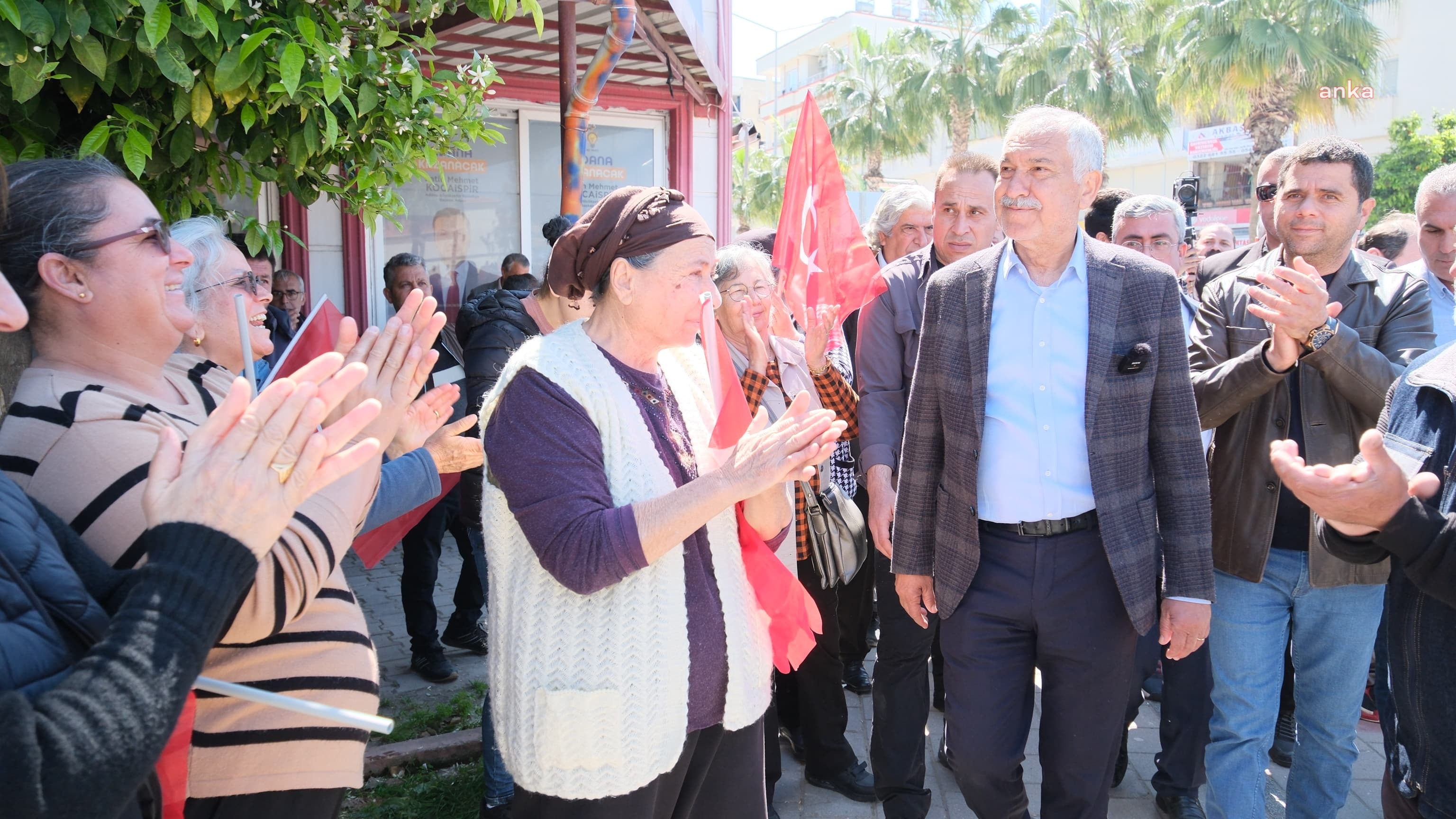 ADANA BÜYÜKŞEHİR BELEDİYE BAŞKANI KARALAR, İLÇELERDE ZİYARETLERİNE DEVAM EDİYOR