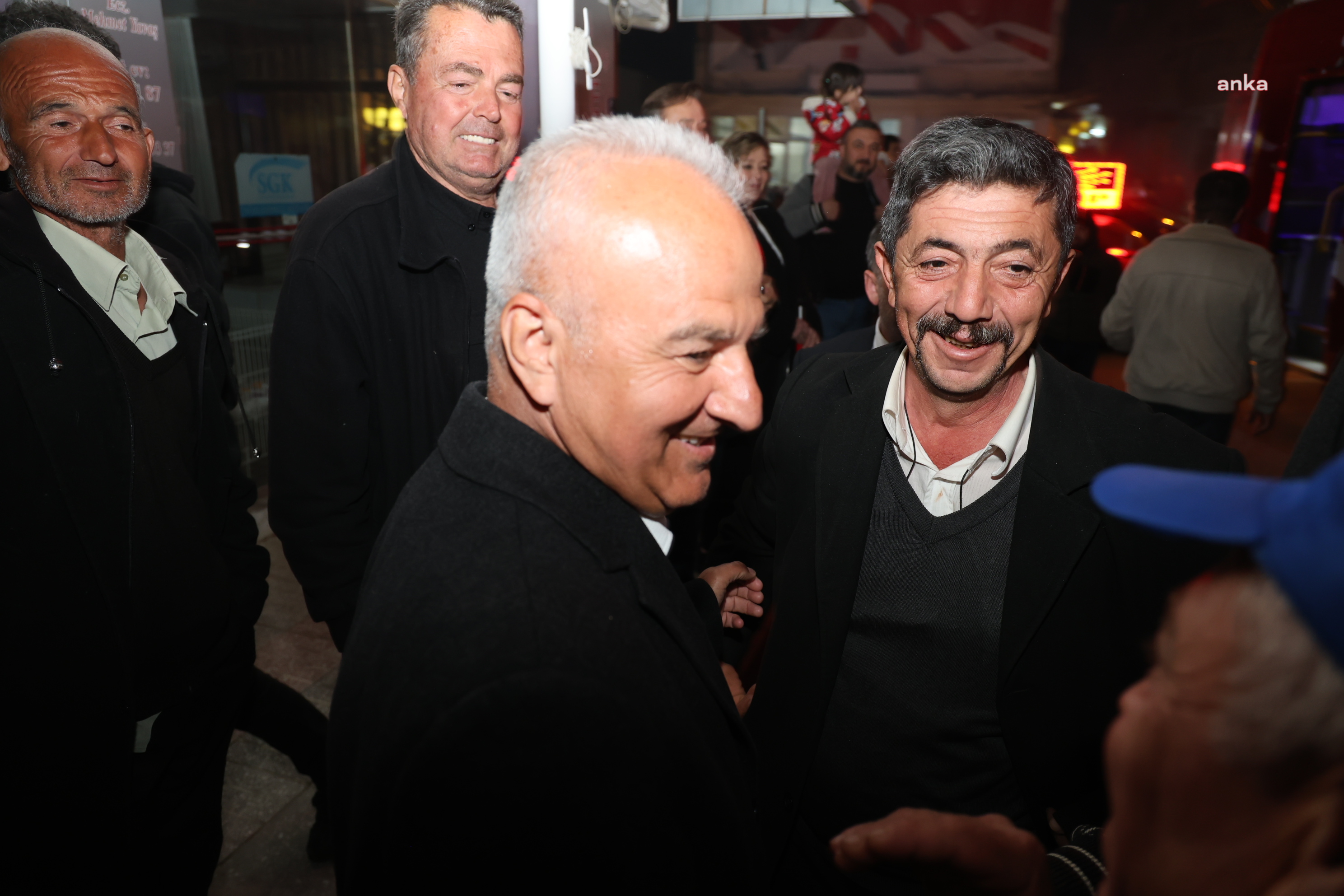 ÇİNE BELEDİYE BAŞKANI KIVRAK’TAN AKÇAOVA’YA KİTAP KAFE VE ÇEŞME SÖZÜ