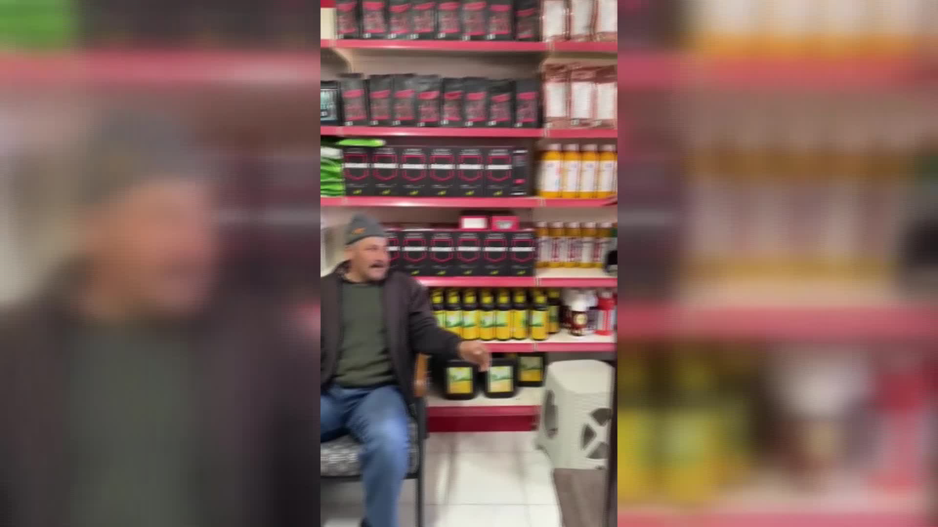 DENİZLİLİ KADINLAR, GÜLİZAR BİÇER KARACA’YA DERT YANDI: "KÖYLÜYÜZ, PAZARA GELEMEZ OLDUK"