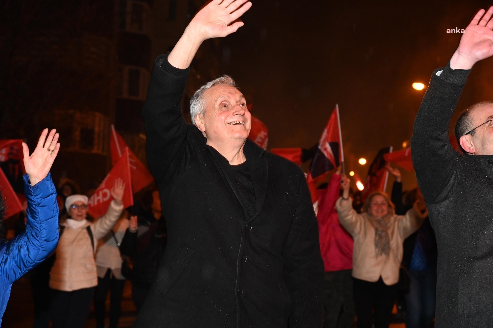 BOZÜYÜK BELEDİYE BAŞKANI BAKKALCIOĞLU, KENT GENELİNDE ZİYARETLERİNE DEVAM EDİYOR