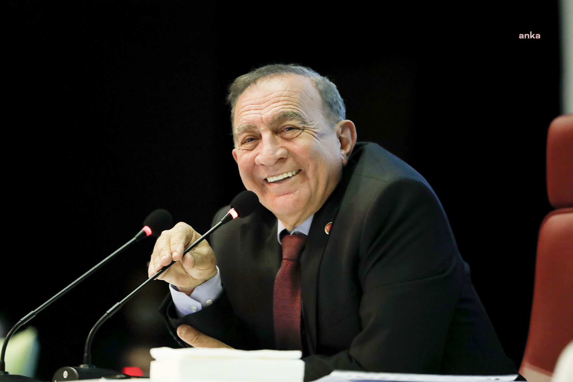 SEYHAN BELEDİYE BAŞKANI AKAY, YENİ DÖNEM PROJELERİNİ TANITTI
