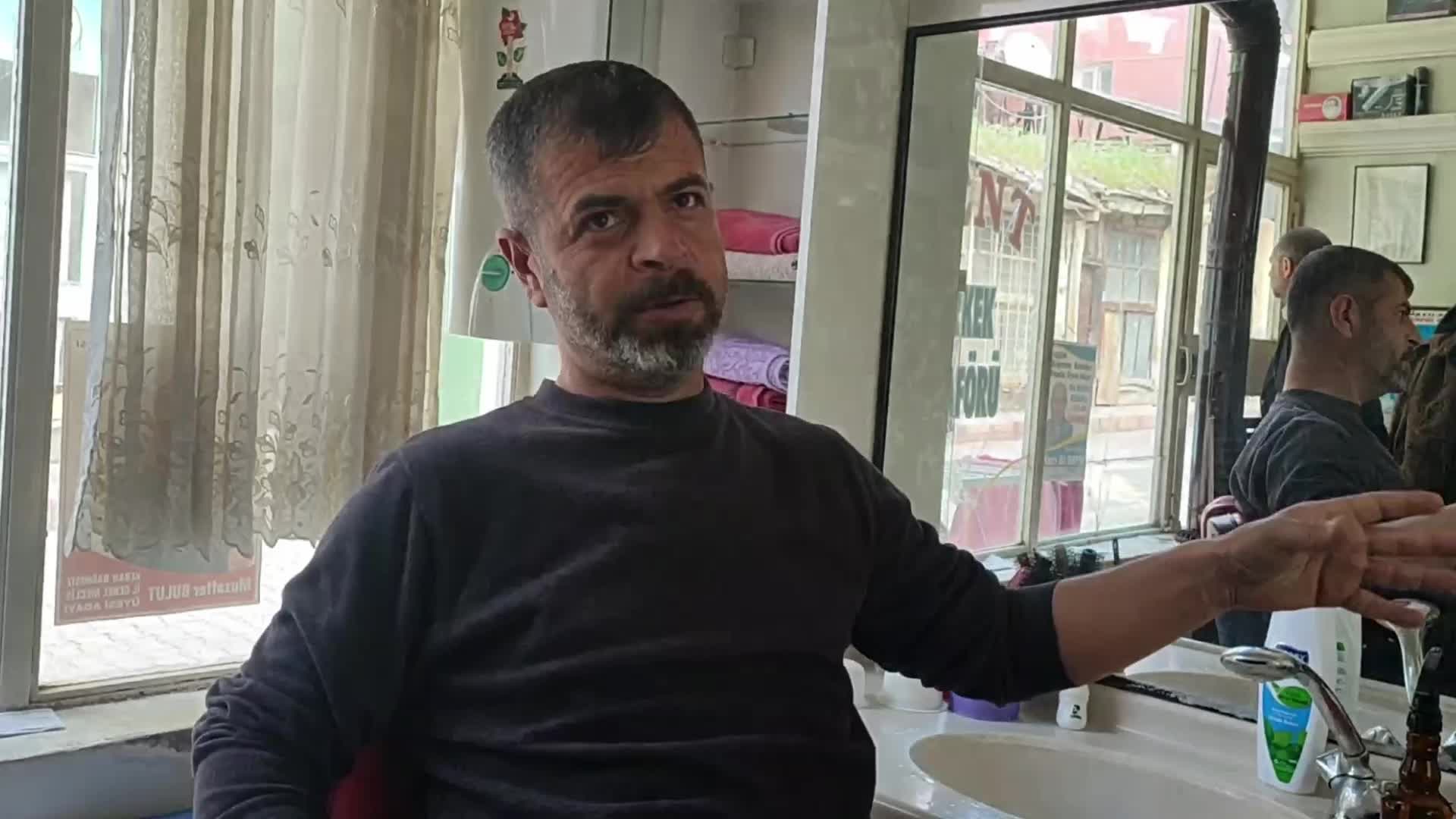 ELAZIĞ KEBAN'DA VATANDAŞLARIN 'İÇME SUYU' TEPKİSİ: "HİÇBİR ŞEKİLDE İÇİLECEK SU DEĞİL"