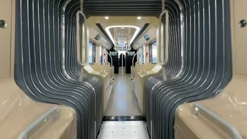 YÜZDE 100 ELEKTRİKLİ METROBÜS TEST SÜRÜŞÜNE ÇIKIYOR