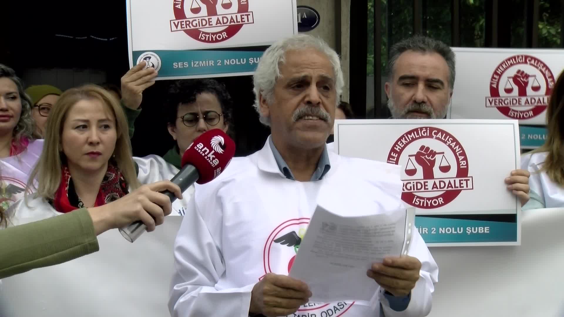 SAĞLIK EMEKÇİLERİ İZMİR’DEN SESLENDİ: AİLE HEKİMLİĞİ ÇALIŞANLARININ MAAŞLARINDAN KESİLEN YÜZDE 35 ORANINDAKİ VERGİ KALDIRILSIN