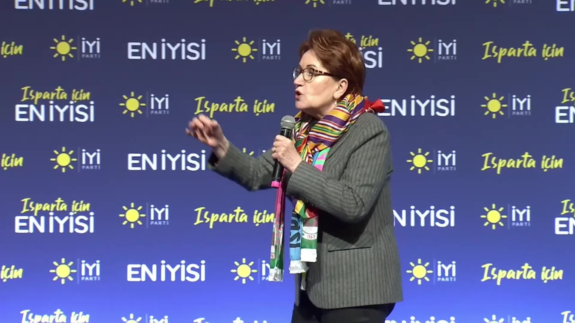 AKŞENER'DEN ISPARTA'DA "OY BÖLME" TARTIŞMALARINA CEVAP: "OYLARINIZI TOPARLAYIN, AHMET TURAL GELSİN"