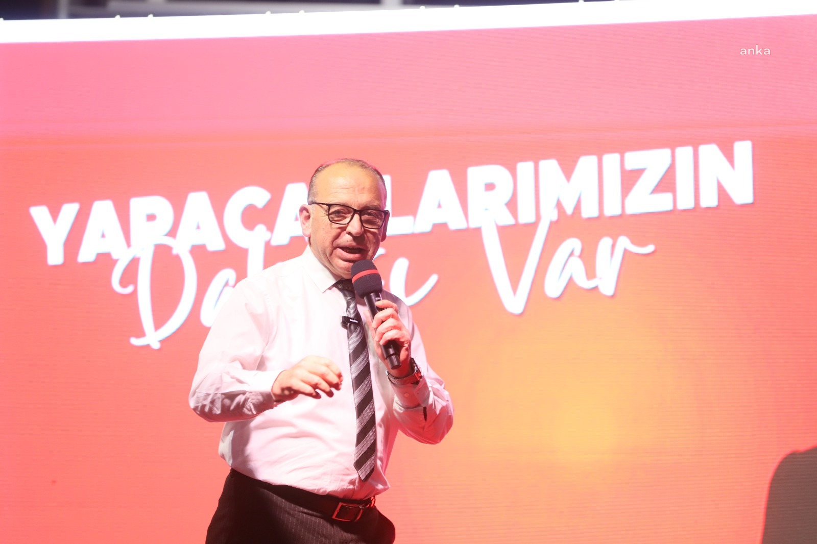 TURGUTLU BELEDİYE BAŞKANI AKIN: “BİZLER EFENDİ OLMAYA DEĞİL, SİZLERE HİZMETKAR OLMAYA TALİBİZ"