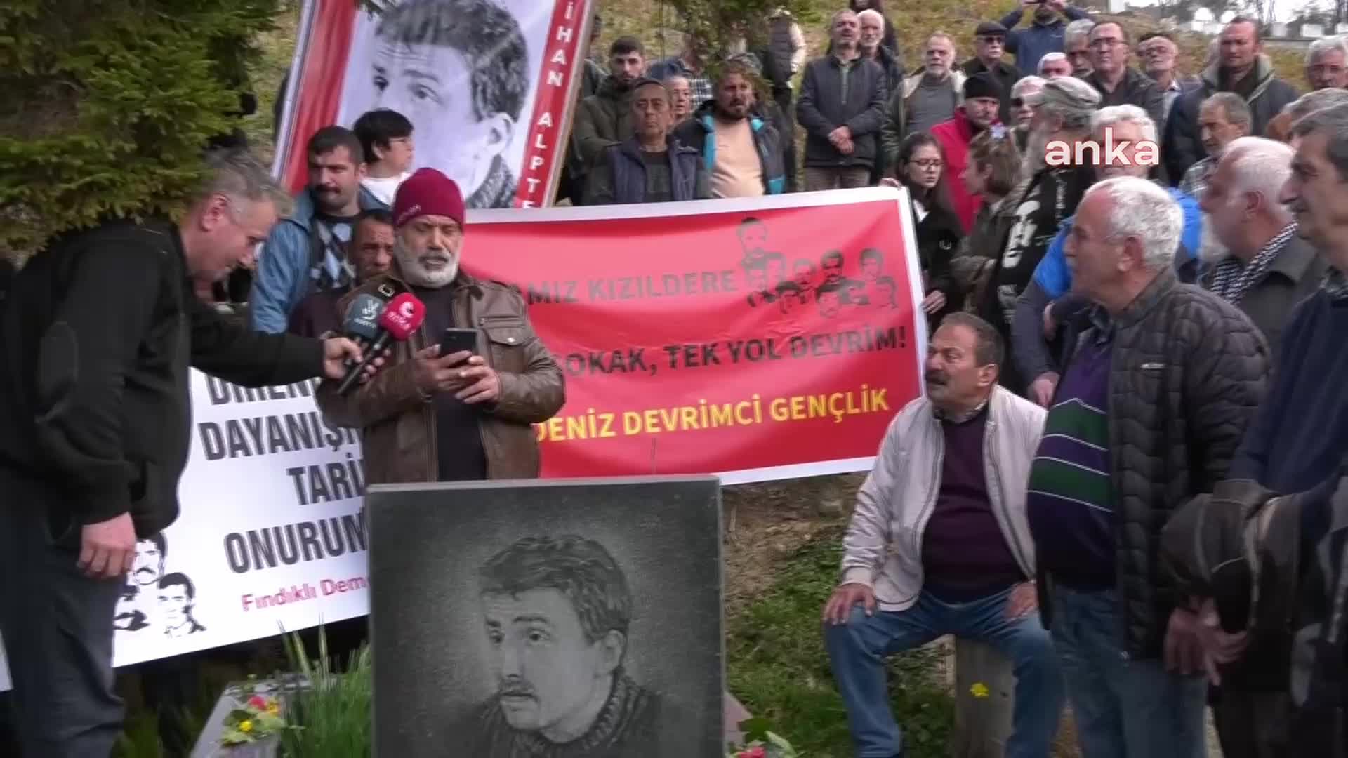 KIZILDERE'DE YAŞAMINI YİTİREN CİHAN ALPTEKİN 52. ÖLÜM YIL DÖNÜMÜNDE MEZARI BAŞINDA ANILDI