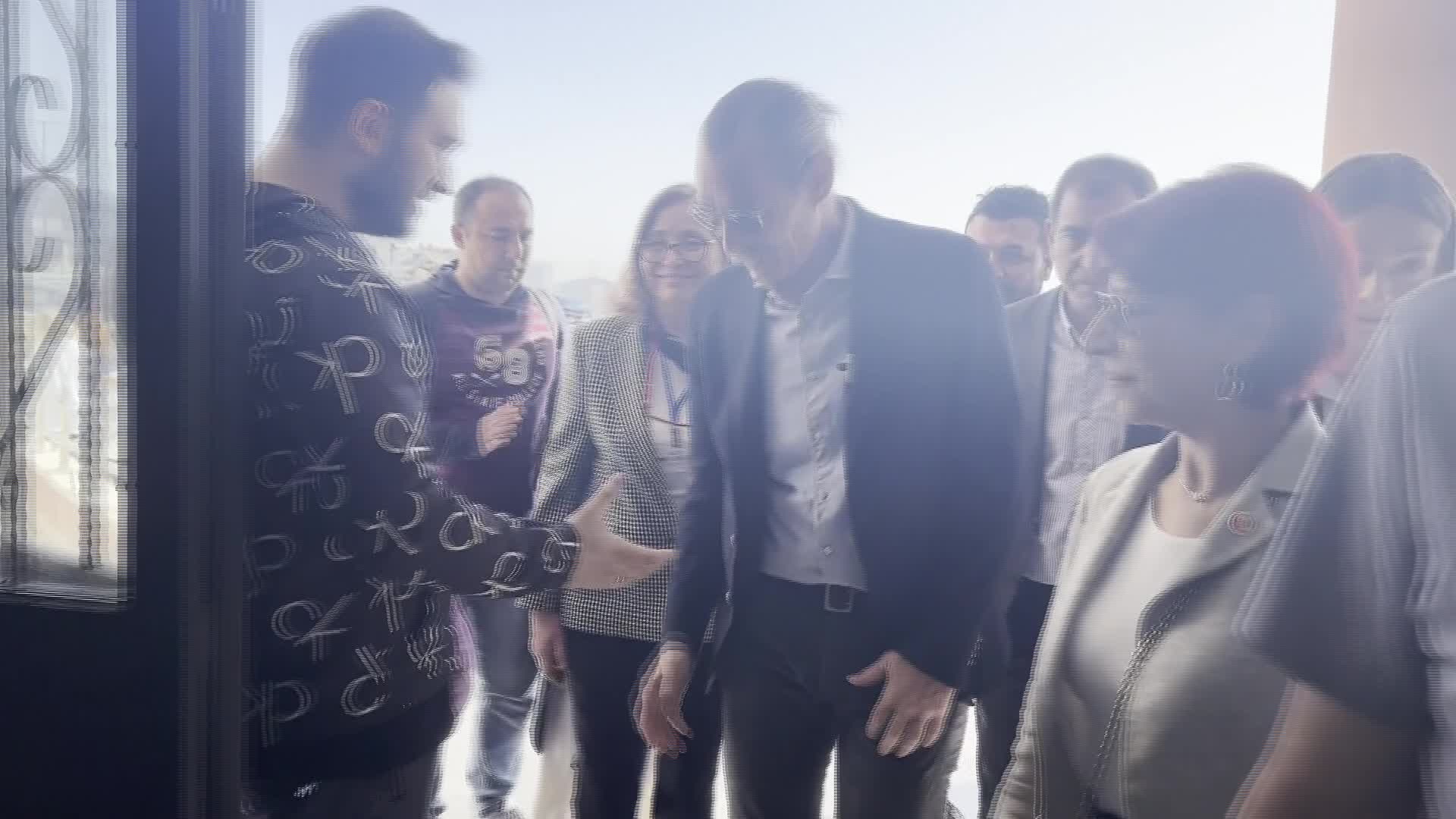 CHP ETİMESGUT BELEDİYE BAŞKAN ADAYI ERDAL BEŞİKÇİOĞLU OYUNU KULLANDI