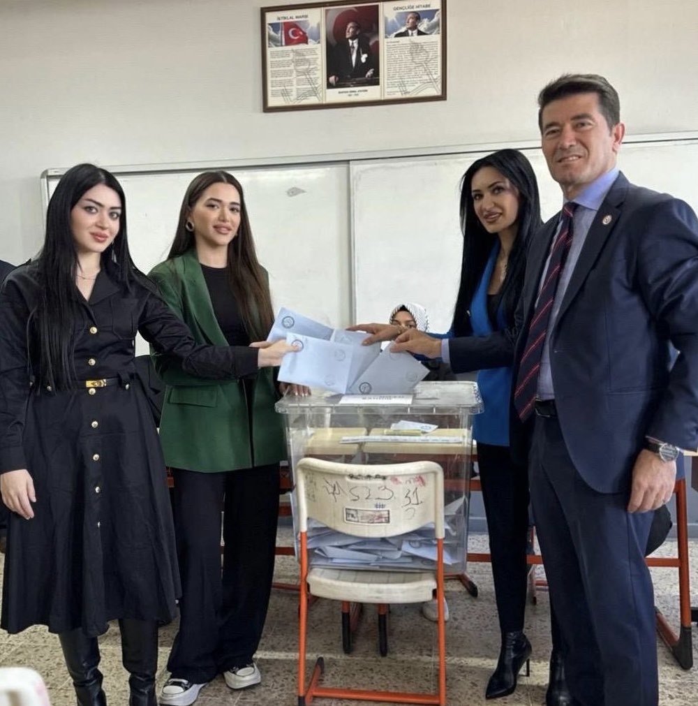 CHP TRABZON ORTAHİSAR BELEDİYE BAŞKAN ADAYI AHMET KAYA OYUNU KULLANDI