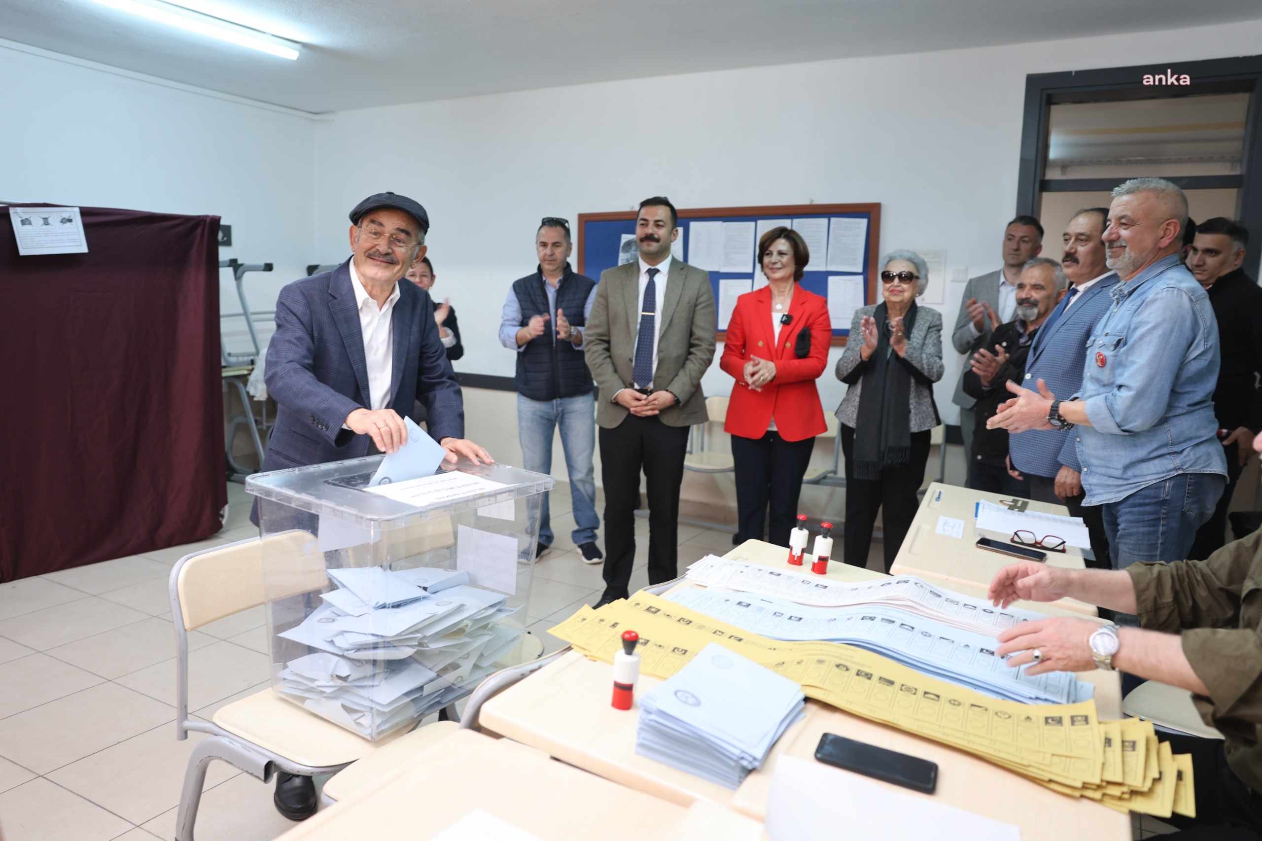 YILMAZ BÜYÜKERŞEN, OYUNU KULLANDI; 'YENİDEN ATATÜRK' ÇAĞRISI YAPTI