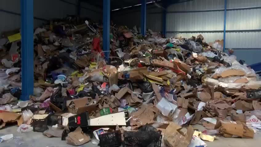 FINDIKLI BELEDİYESİ, PLASTİK VE KAĞIT ATIKLARI GERİ DÖNÜŞTÜRÜYOR
