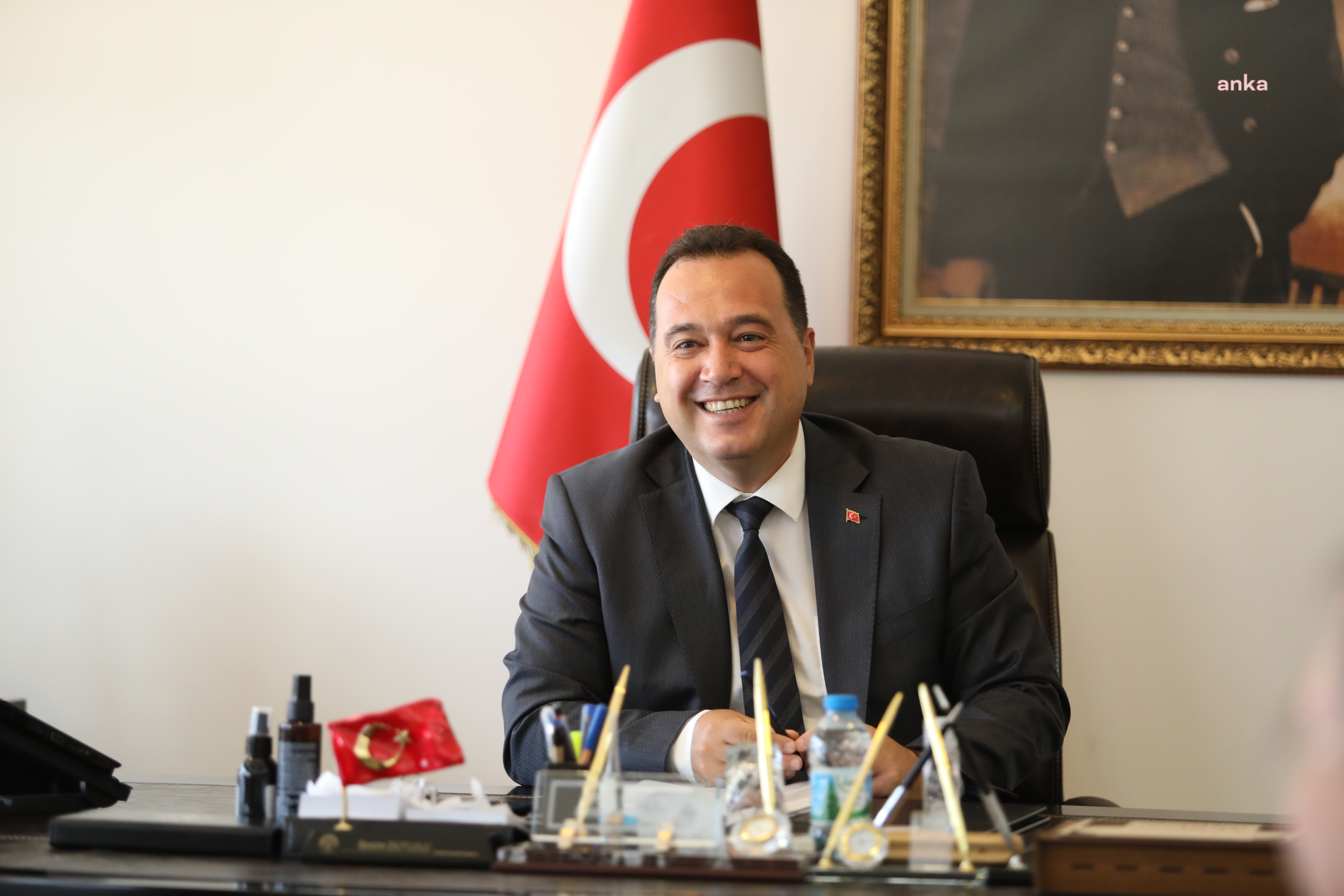 BESİM DUTLULU’DAN TEBRİK İÇİN ÇİÇEK YERİNE SMA HASTASI İCLAL BEBEĞE DESTEK ÇAĞRISI
