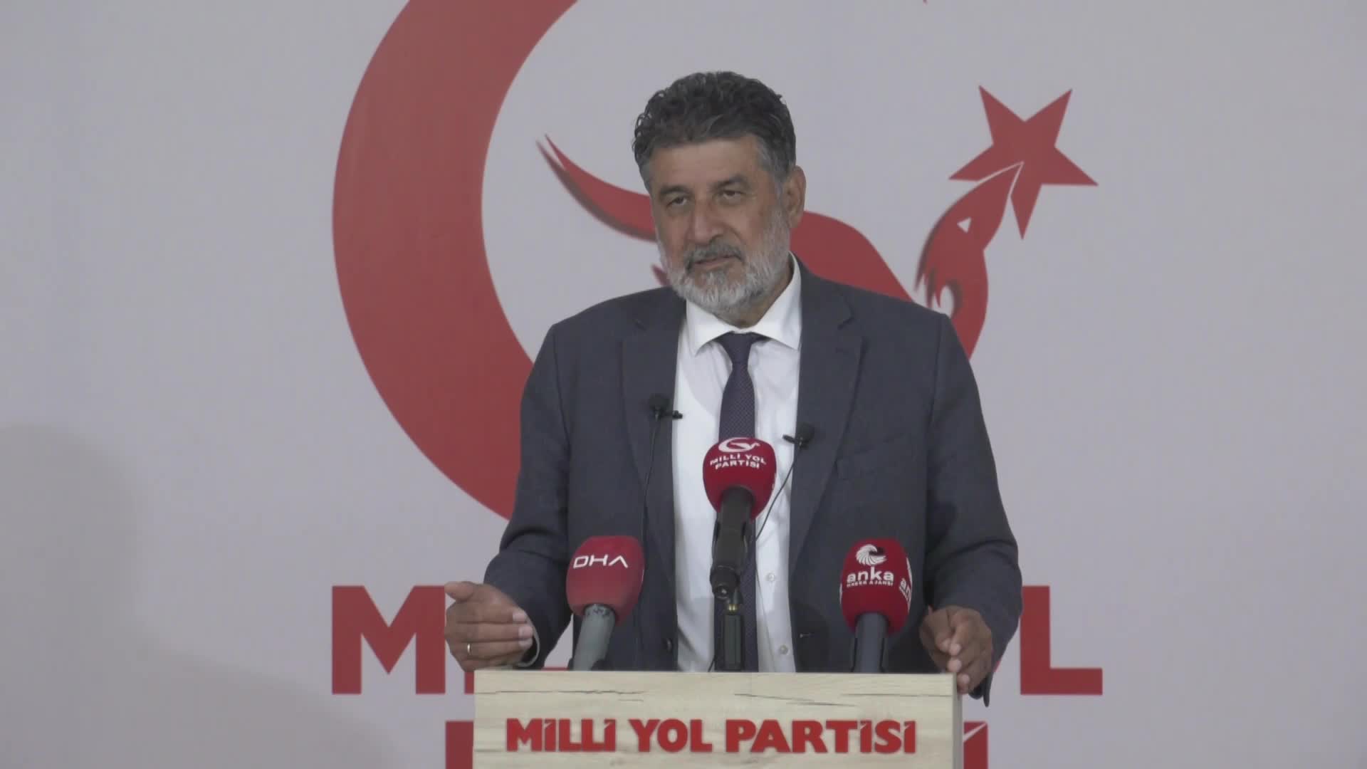 REMZİ ÇAYIR'DAN SEÇİM DEĞERLENDİRMESİ: “TÜRKİYE BİR O DUVARA, BİR BU DUVARA TOSLAYACAK”