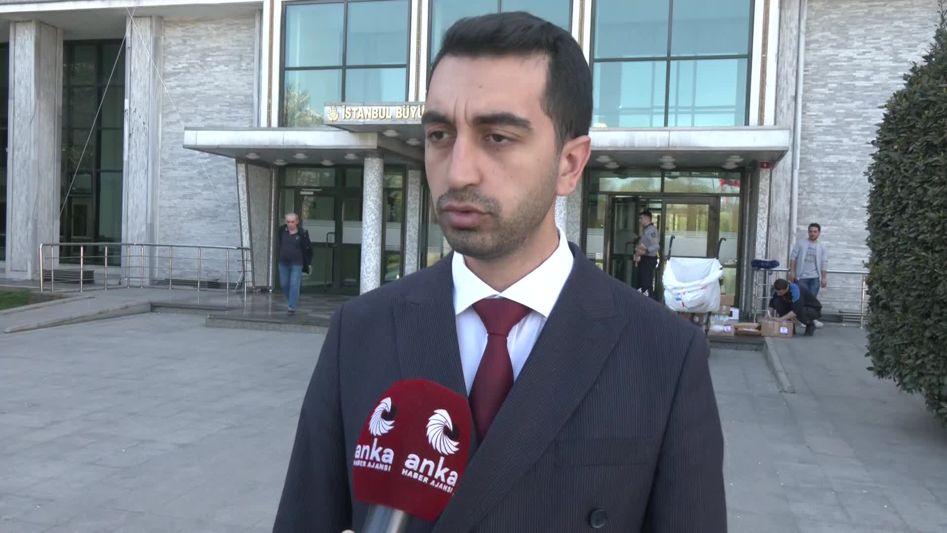 MAZBATA BEKLEYEN CHP'Lİ TUZLA BELEDİYE BAŞKANI EREN ALİ BİNGÖL: “KÖTÜ HABERLER ALIYORUZ. NE DEVRALACAĞIMIZI BİLMİYORUZ”