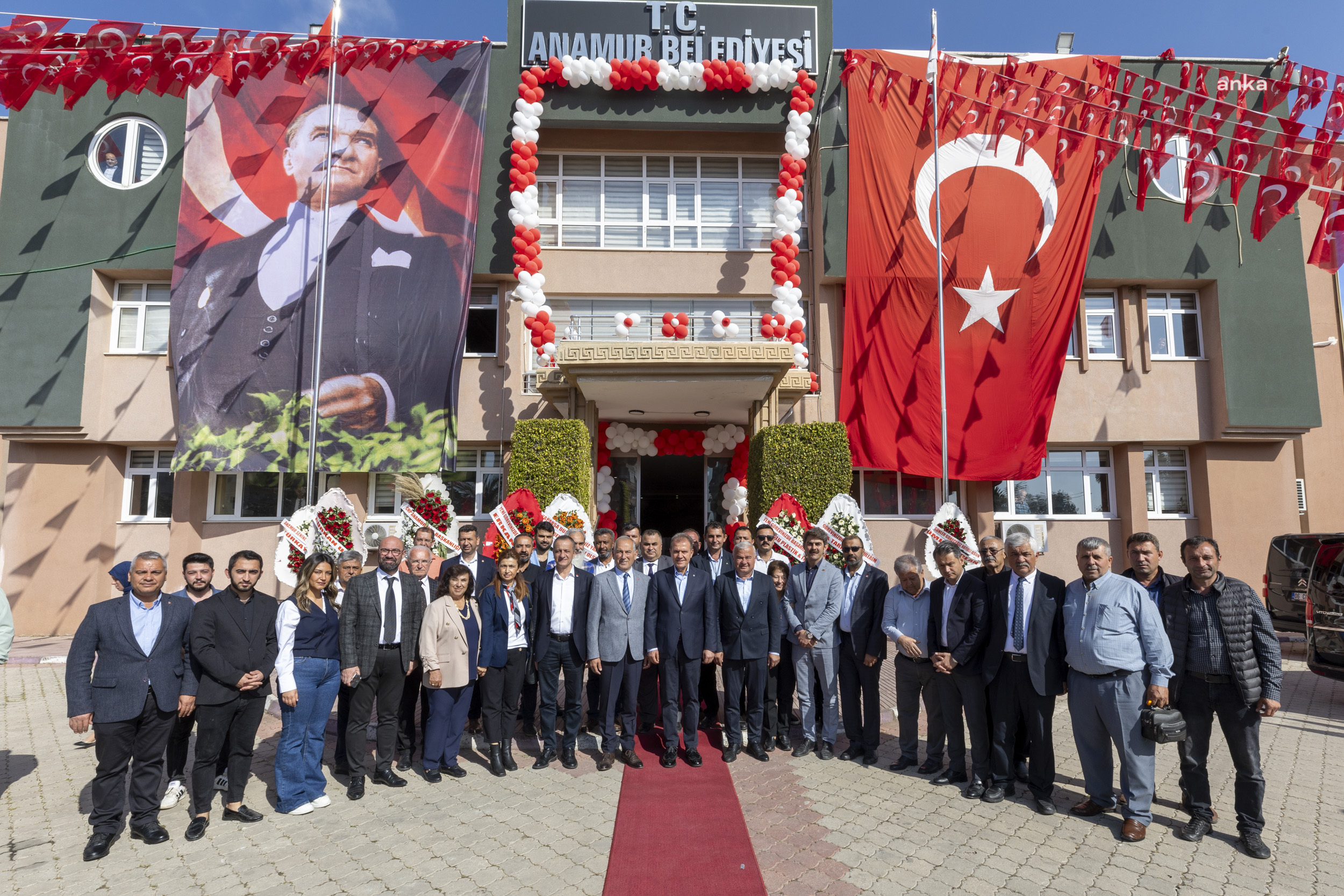 VAHAP SEÇER: "ARTIK MERSİN'İ SİYASETİ ASELETİYLE YAPAN CHP'Lİ BELEDİYE BAŞKANLARI YÖNETİYOR"