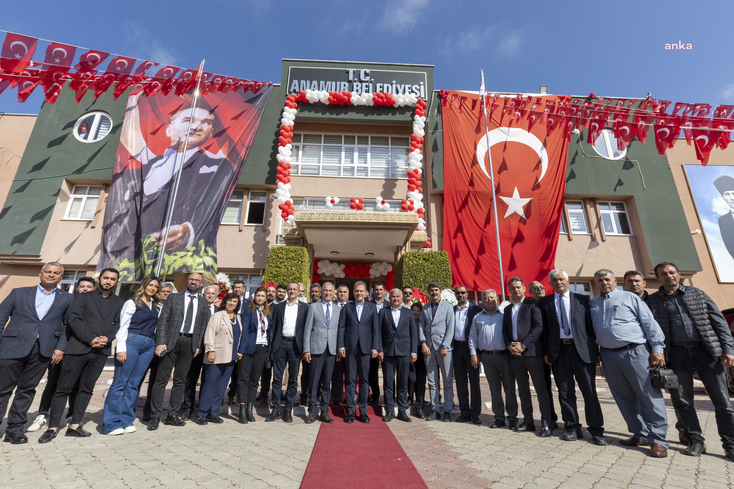 VAHAP SEÇER, ANAMUR, AYDINCIK VE SİLİFKE’DE BELEDİYE BAŞKANLARIYLA BİR ARAYA GELDİ
