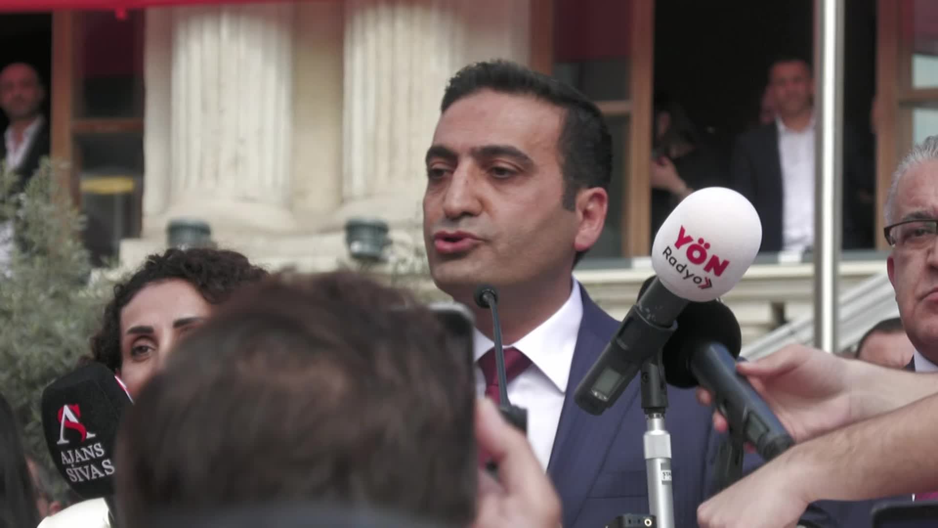 BEYOĞLU BELEDİYE BAŞKANI GÜNEY GÖREVİ DEVRALDI: BEN BEYOĞLU'NA BAŞKANLIK YAPMAYA DEĞİL, HİZMET ETMEYE GELDİM
