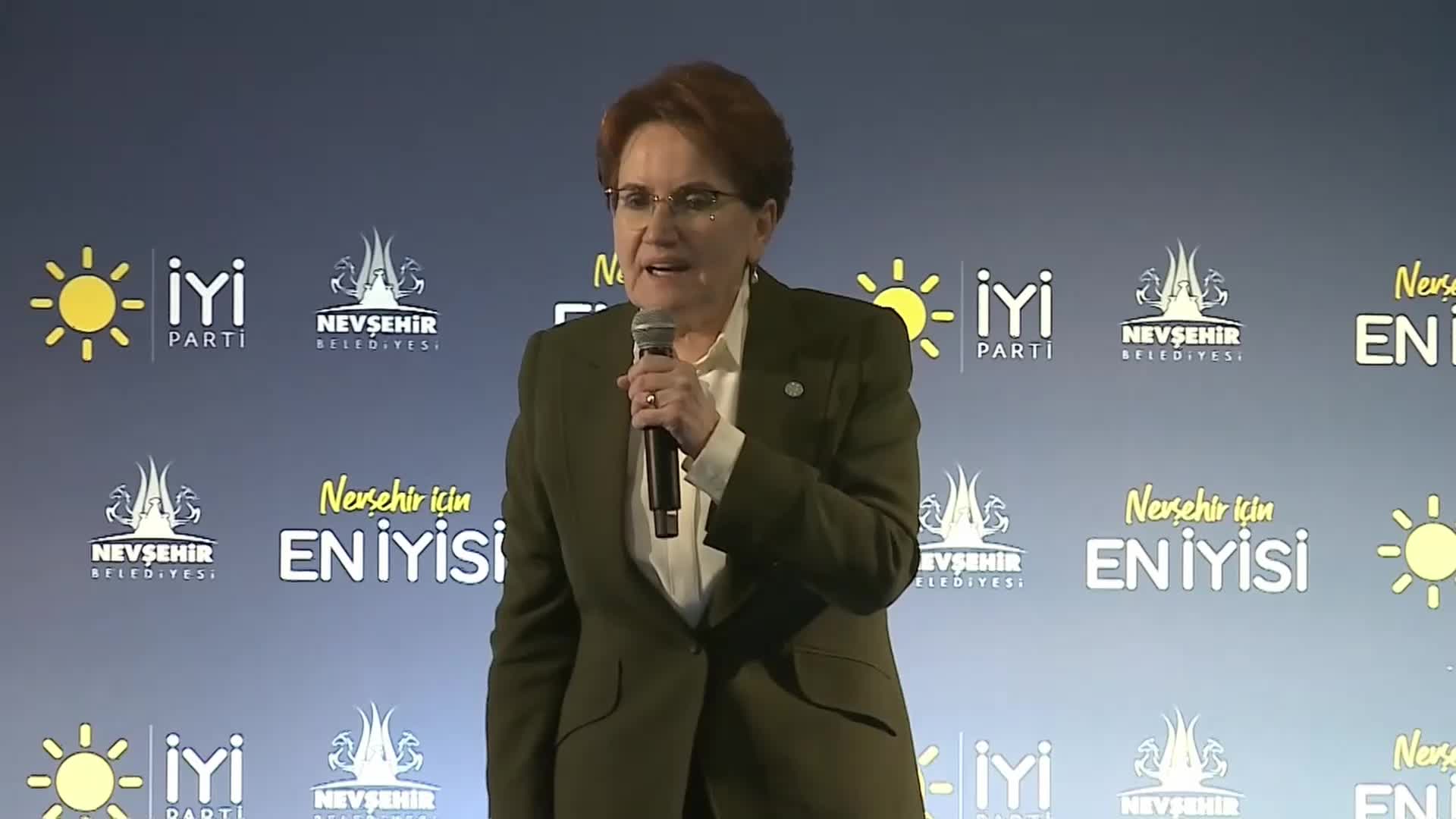 AKŞENER NEVŞEHİR'DE: "RASİM ARI BÜTÇENİN BİRİLERİNE PEŞKEŞ ÇEKİLMEMESİ İÇİN AŞIRI DİKKAT ETTİ VE GÖREVDEN ALINDI"