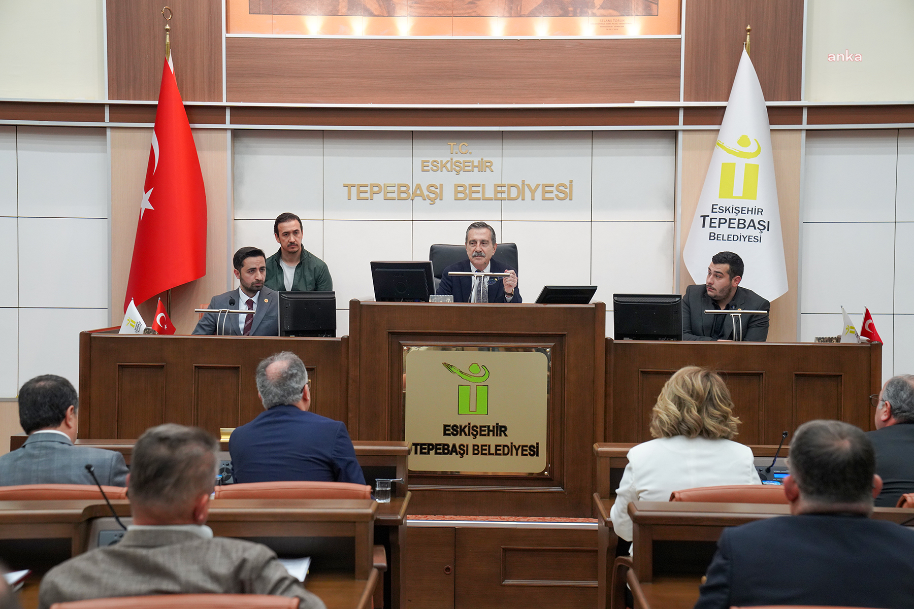TEPEBAŞI’NDA YENİ DÖNEMİN İLK MECLİS TOPLANTISI YAPILDI