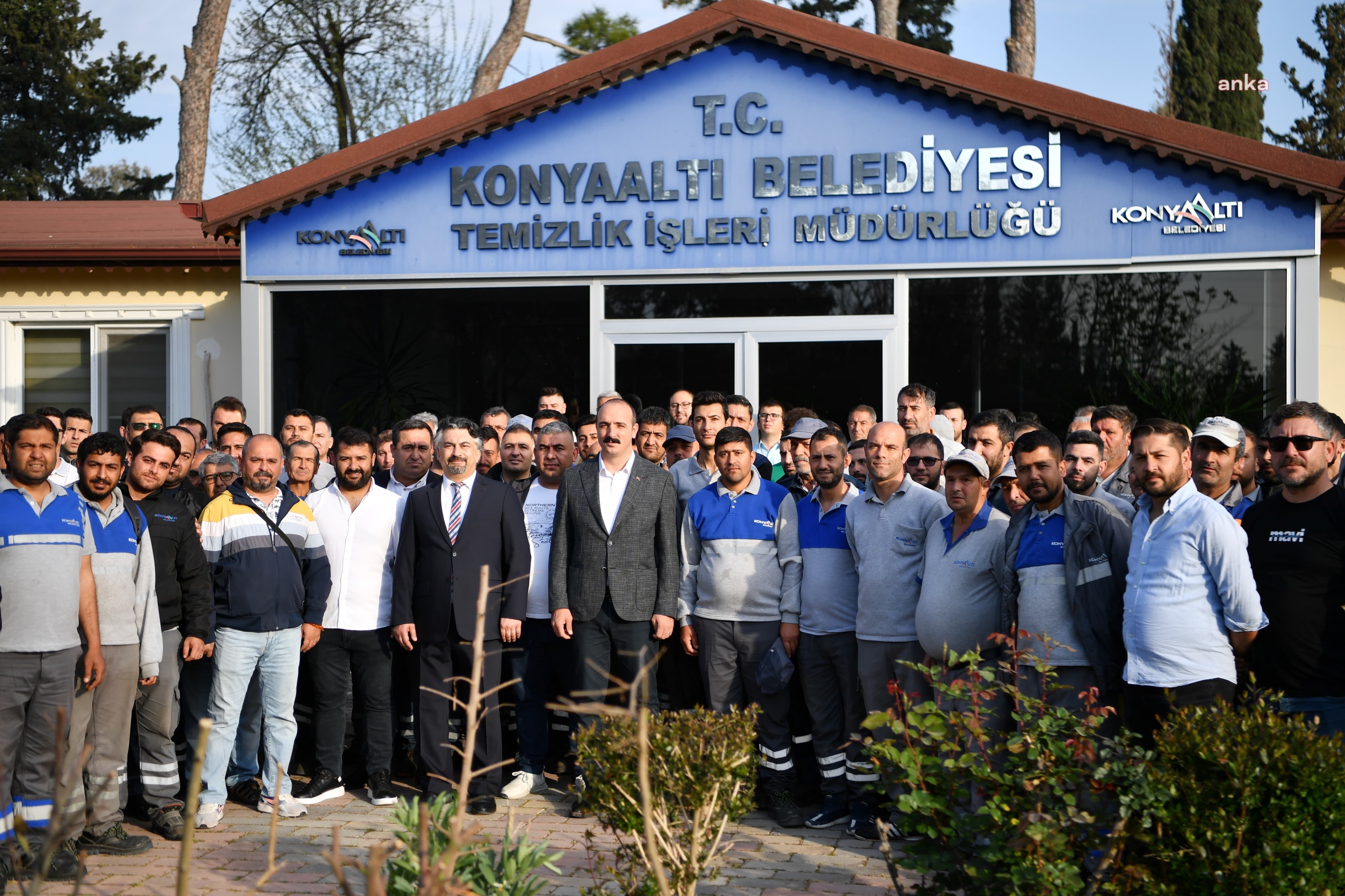 KONYAALTI BELEDİYESİ, İLÇEYİ RAMAZAN BAYRAMI’NA HAZIRLADI