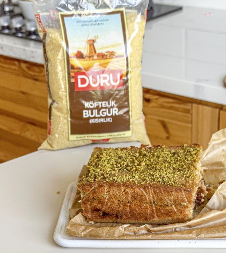 RAMAZAN BAYRAMI’NIN TATLI TARİFİ DURU GIDA’DAN: FIRINLANMIŞ ANTEP FISTIKLI BULGUR TATLISI