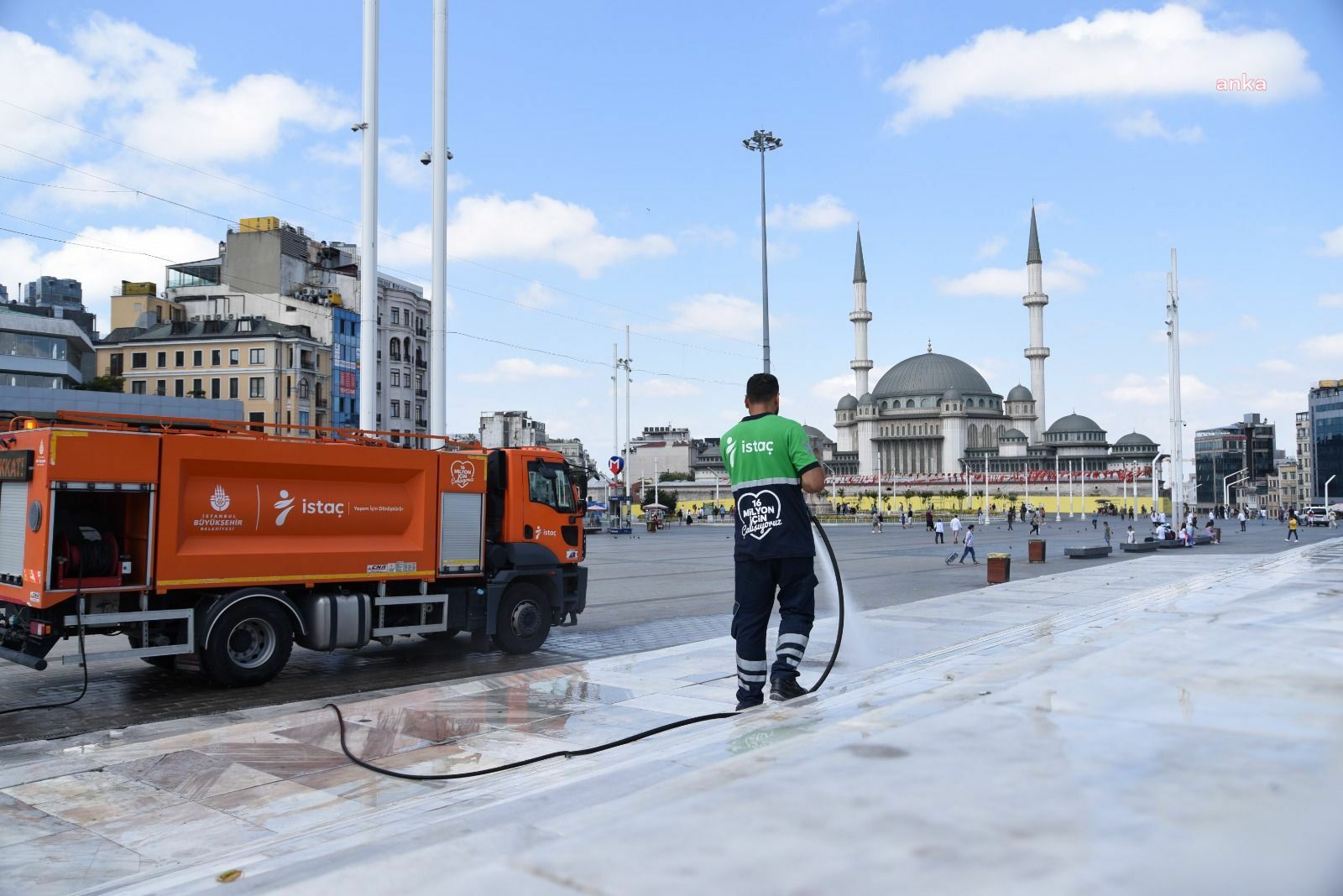 İBB, TÜM BİRİMLERİYLE RAMAZAN BAYRAMI’NA HAZIR... İBB BÜNYESİNDEKİ TOPLU TAŞIMA ARAÇLARI ÜCRETSİZ OLACAK