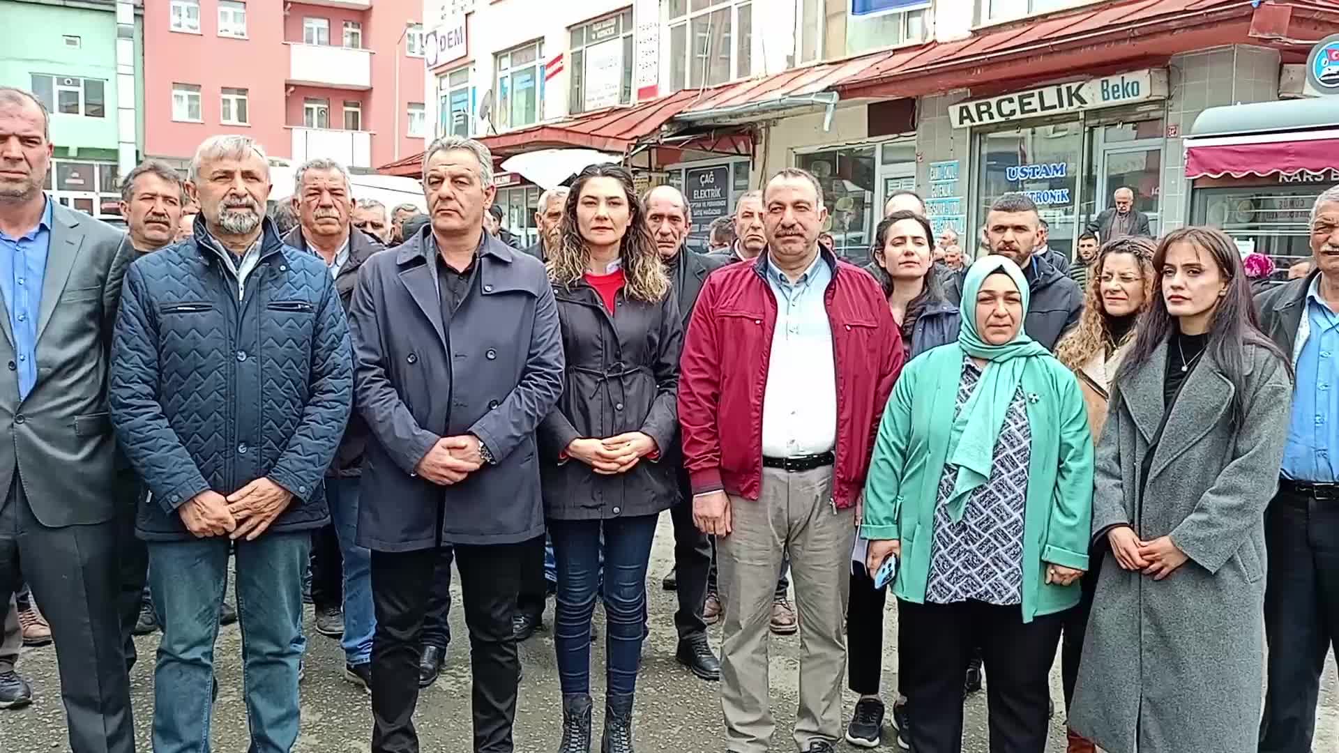 DEM PARTİ KARS İL BAŞKANLIĞI: “KARS HALKININ İRADESİNİ AKP-MHP İKTİDARI ASKER VE POLİS TAŞIYARAK GASP ETMİŞTİR"