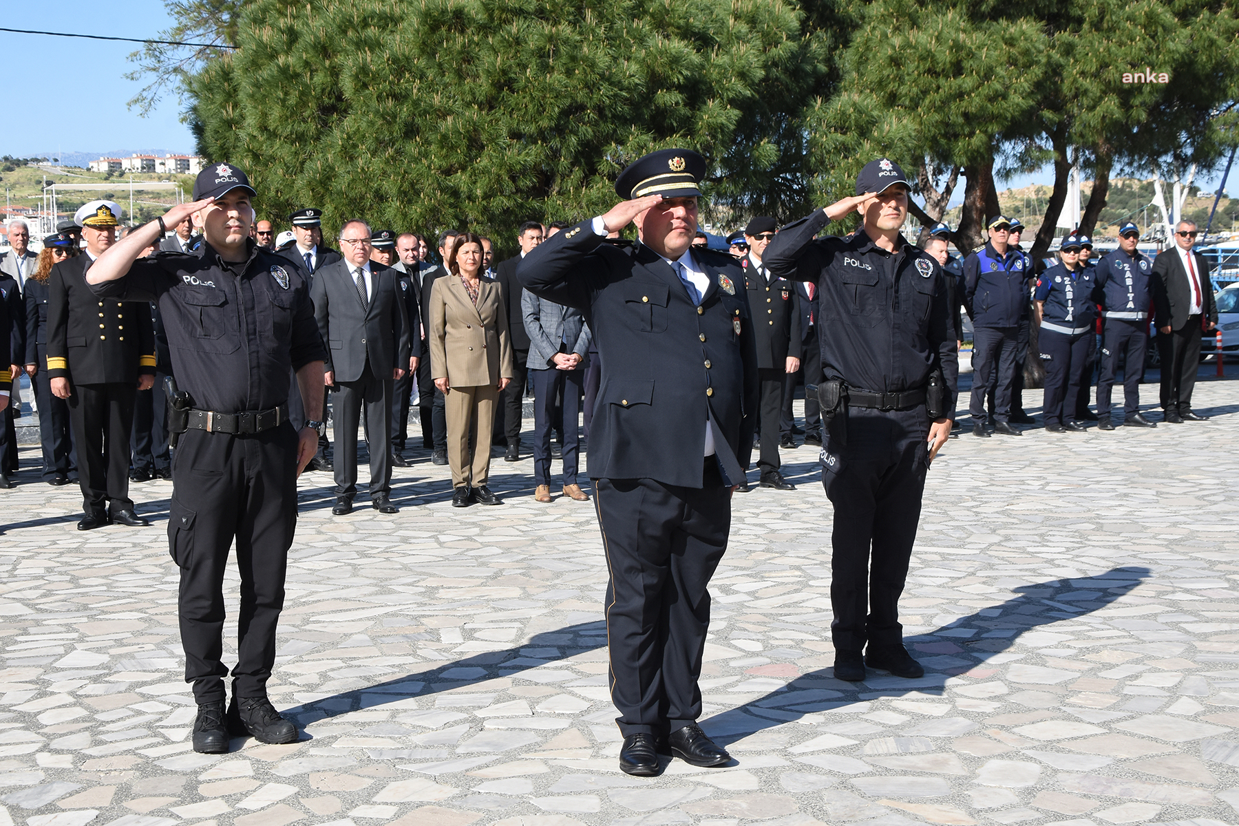POLİS HAFTASI DOLAYISIYLA FOÇA’DA TÖREN DÜZENLENDİ