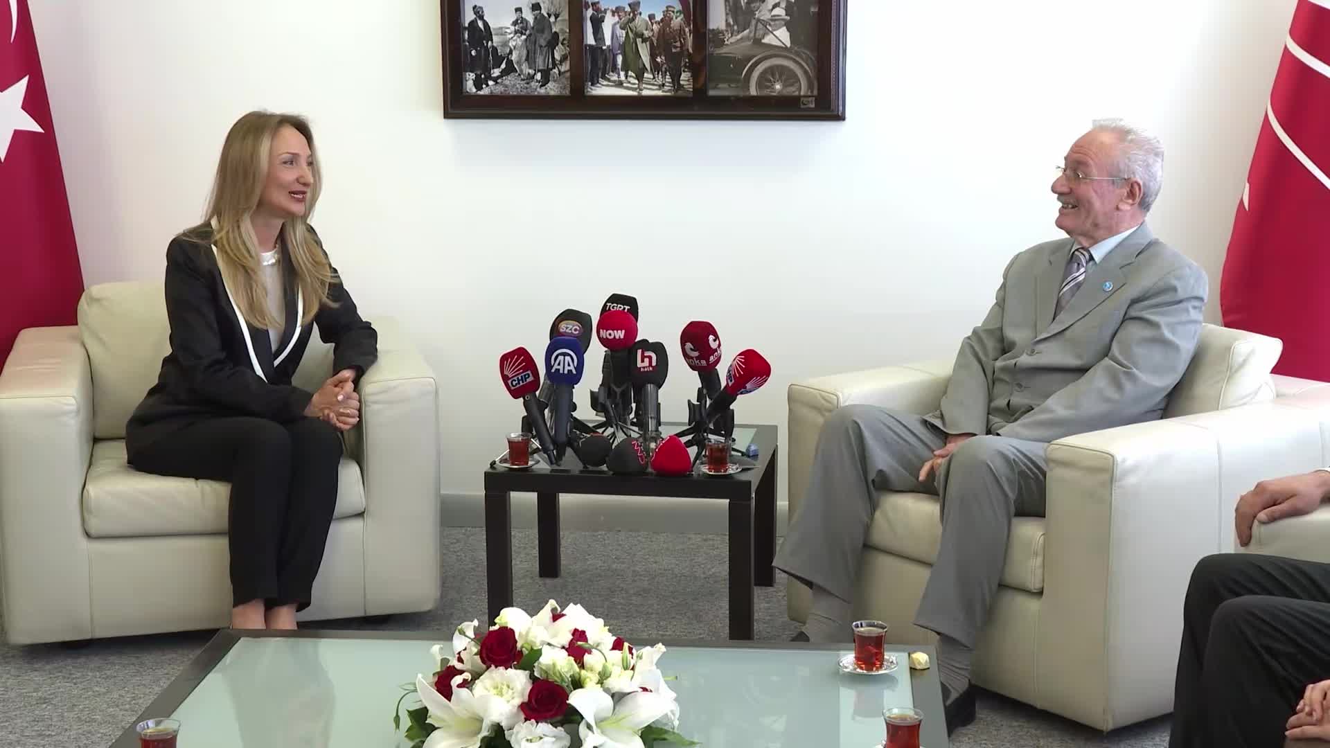 CHP'Yİ BAYRAMLAŞMA KAPSAMINDA 16 PARTİ ZİYARET ETTİ; 31 MART YEREL SEÇİMLERİ, İSRAİL İLE TİCARİ İLİŞKİLER, FİLİSTİN'İN DURUMU VE EKONOMİK KRİZ KONUŞULDU