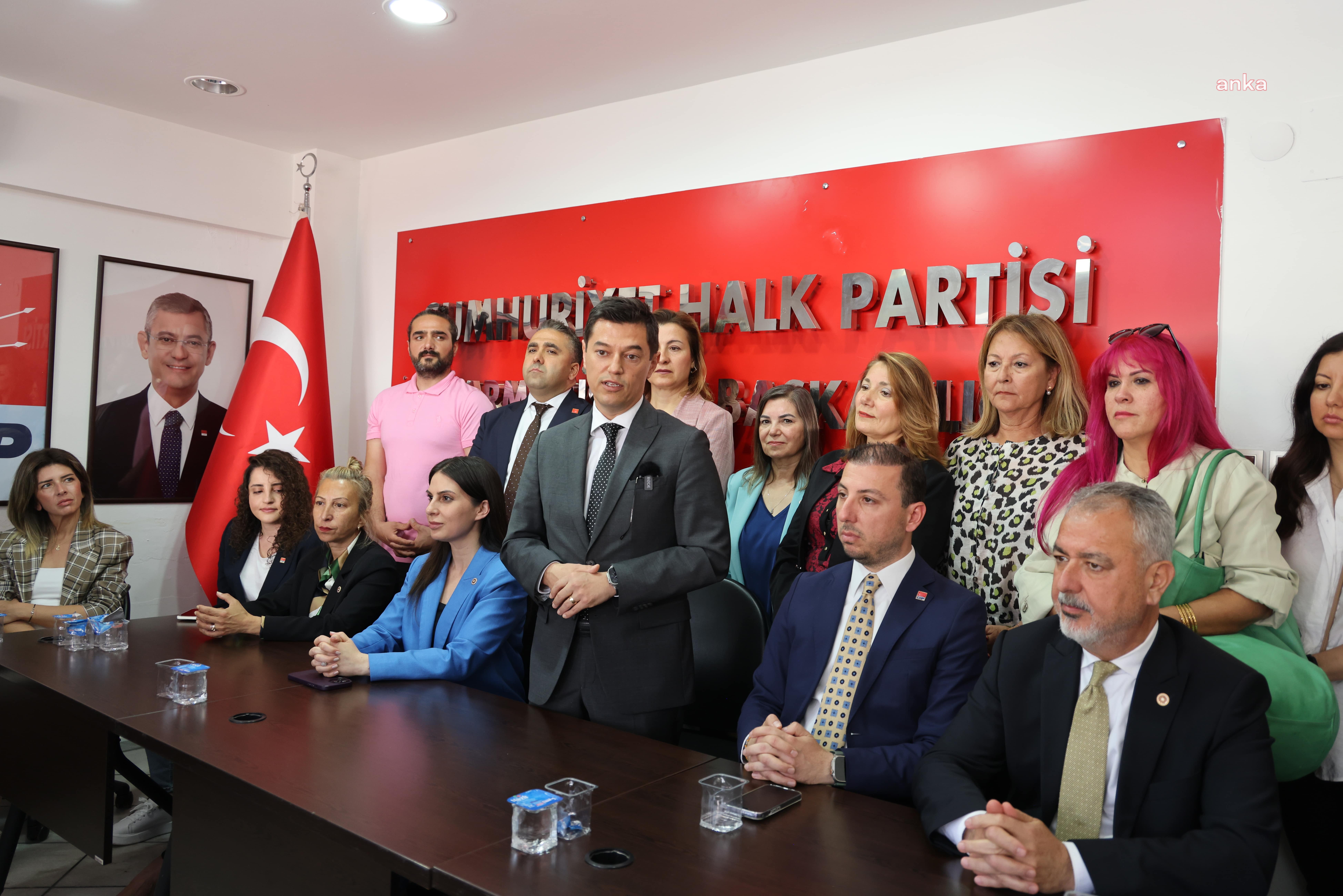 MARMARİS BELEDİYE BAŞKANI ÜNLÜ, PARTİLİLERLE BAYRAMLAŞTI
