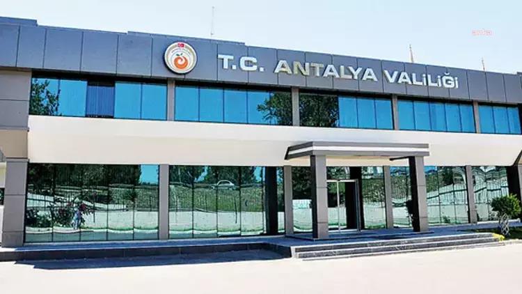 ANTALYA VALİLİĞİ: “HAVADA ASILI KALAN 17 TELEFERİK KABİNİNDEKİ 134 VATANDAŞIMIZIN TAHLİYE ÇALIŞMALARI DEVAM EDİYOR”