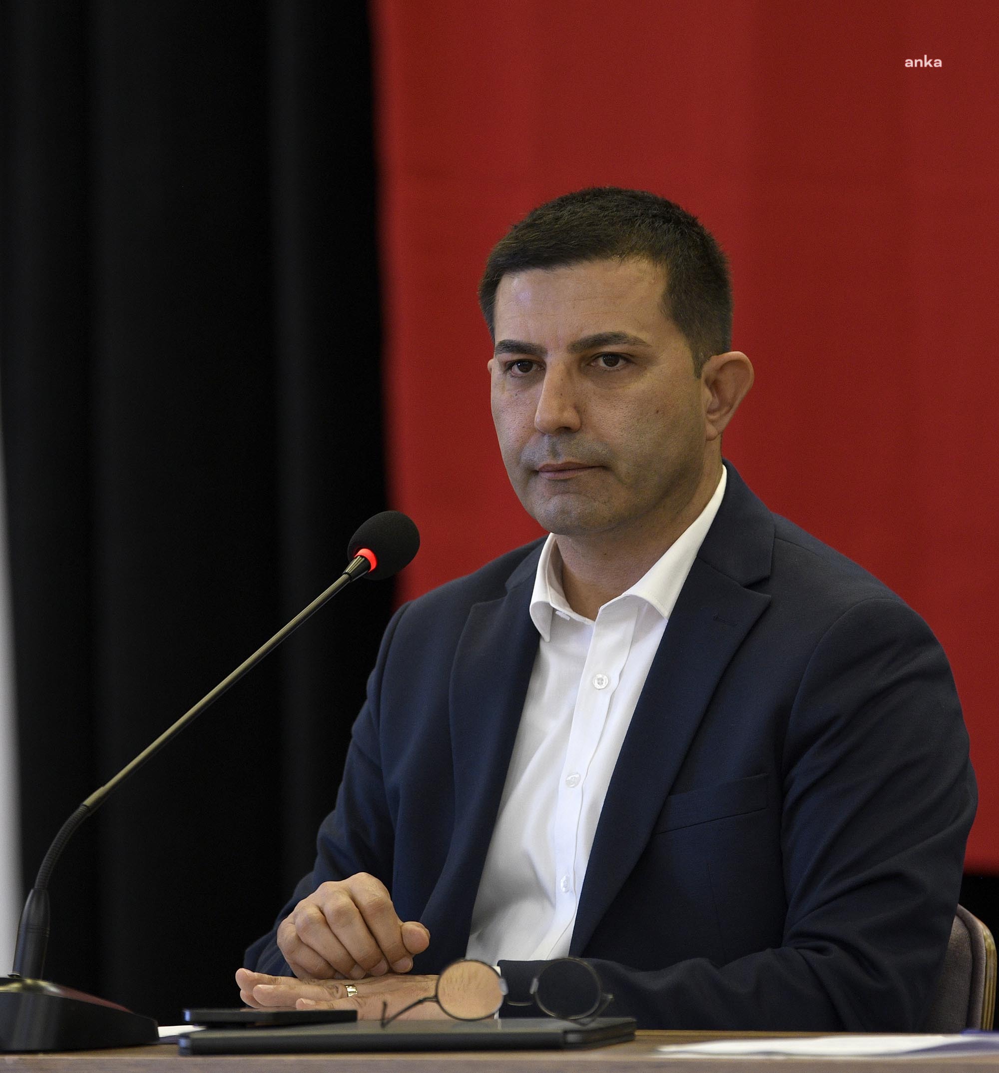 KUŞADASI BELEDİYE BAŞKANI ÖMER GÜNEL: “KEMERLERİ SIKACAĞIZ SOSYAL YARDIMLARI ARTIRACAĞIZ”