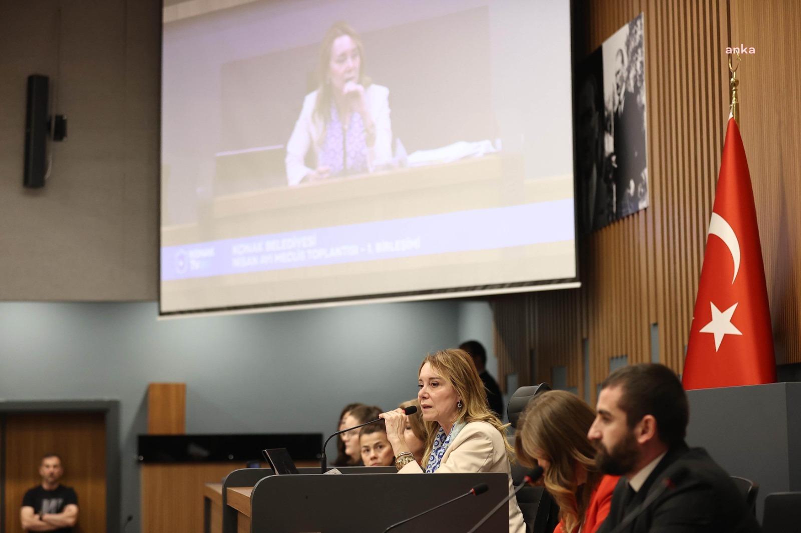 KONAK BELEDİYE BAŞKANI NİLÜFER ÇINARLI MUTLU: “TARİHE GEÇECEK BİR KONAK YARATACAĞIZ”