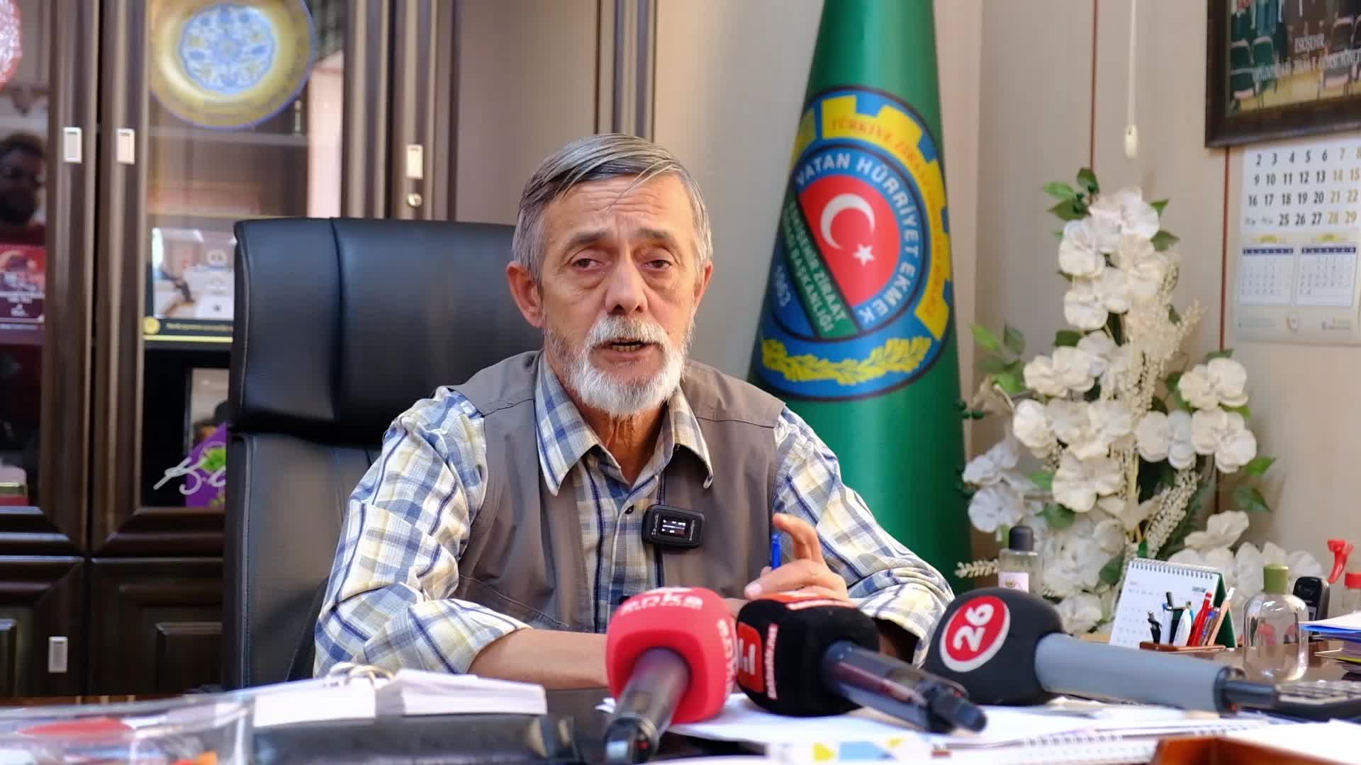 ODUNPAZARI ZİRAAT ODASI BAŞKANI ÇELİKOĞLU: "KURAKLIK, İÇ ANADOLU BÖLGESİ’NDEKİ ÜRETİCİLER İÇİN ÇOK SIKINTI OLACAK"