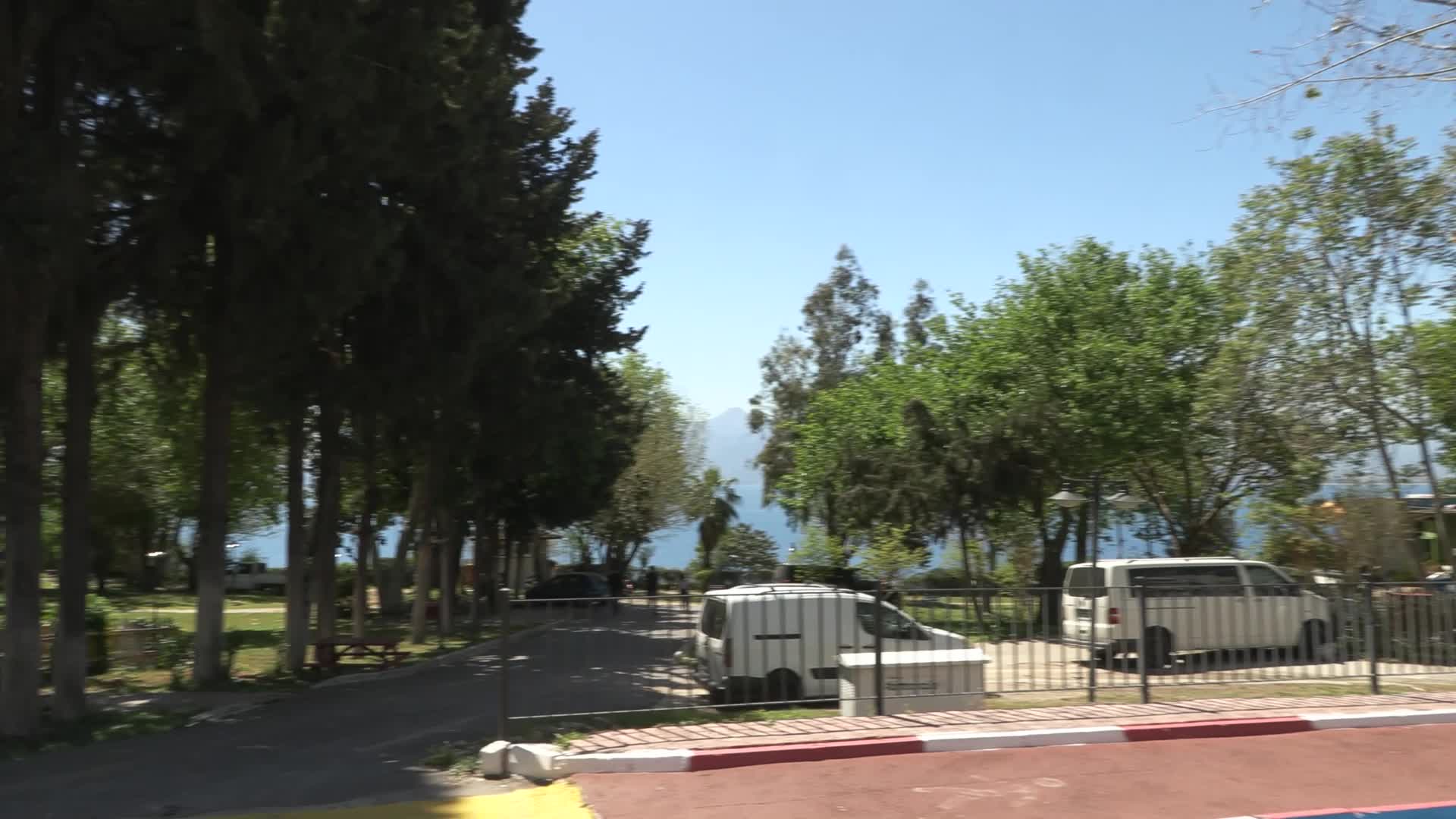 MURATPAŞA BELEDİYESİ’NİN İNCİRALTI FALEZ PLAJI'NDA YENİ SEZON BAŞLADI