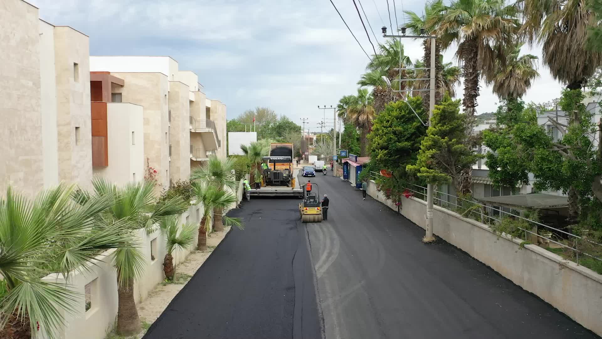 BODRUM BELEDİYE BAŞKANI MANDALİNCİ, ASFALT ÇALIŞMASINI İNCELEDİ